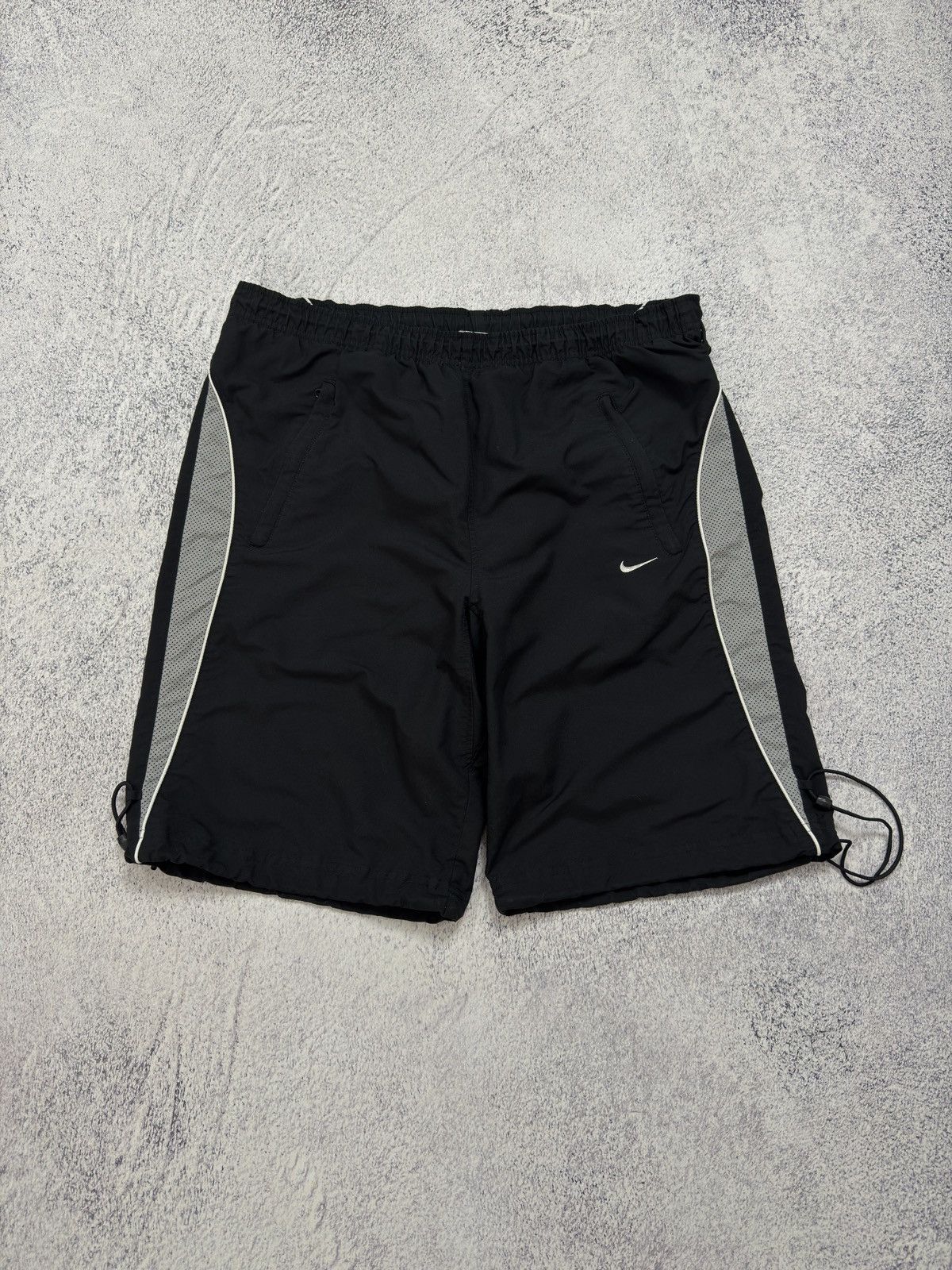Nike × Vintage Vintage Nike shorts streetwear swoosh casual y2k size L Size US 34 / EU 50 - 2 Thumbnail