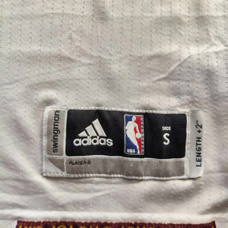 Adidas Cleveland Cavaliers LeBron James Rev30 home NBA jersey S Size US S / EU 44-46 / 1 - 4 Thumbnail