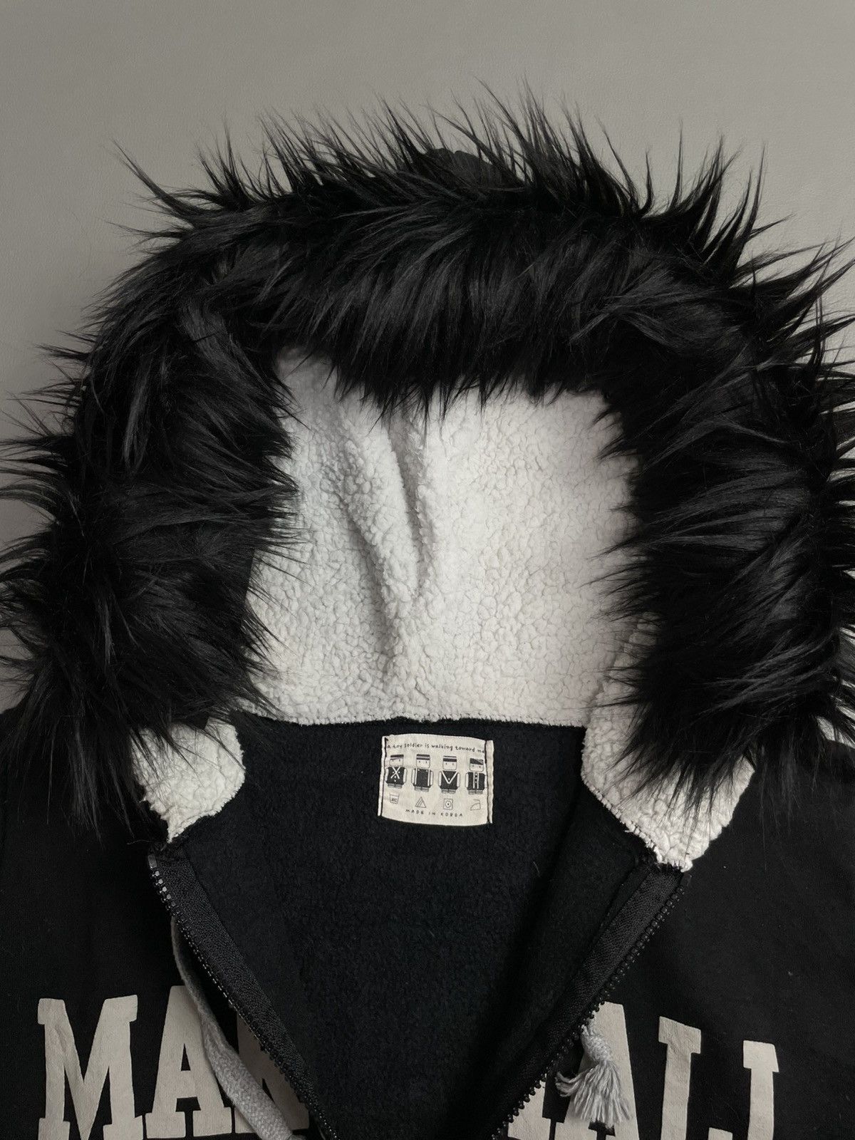Le Grande Bleu (L.G.B.) Marshal Frank Zip Black Fur Hoodie Size US S / EU 44-46 / 1 - 3 Thumbnail