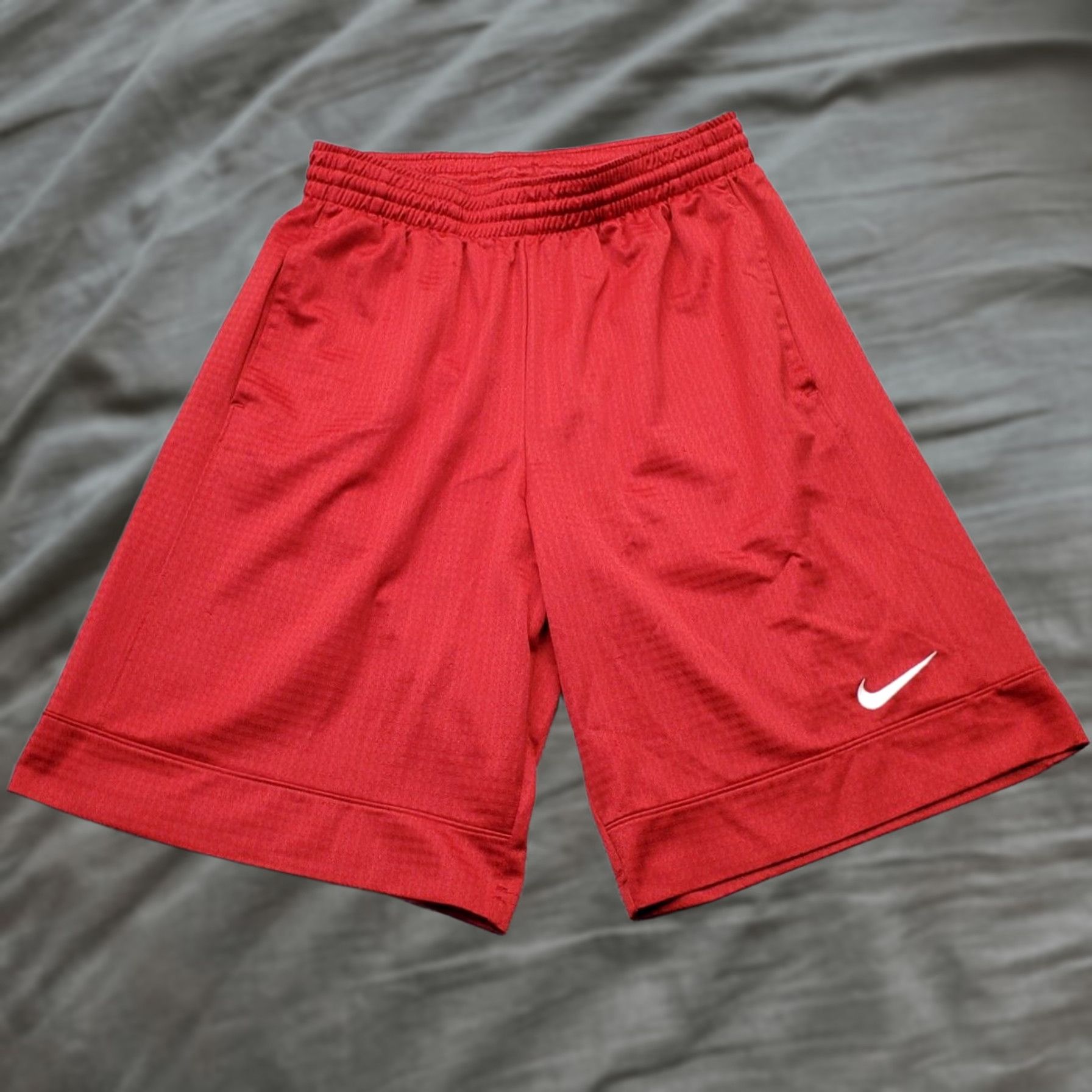 Nike Nike Activewear Shorts Mens M Red Solid Elastic Pull On Swoosh Logo Size US 31 - 1 Thumbnail