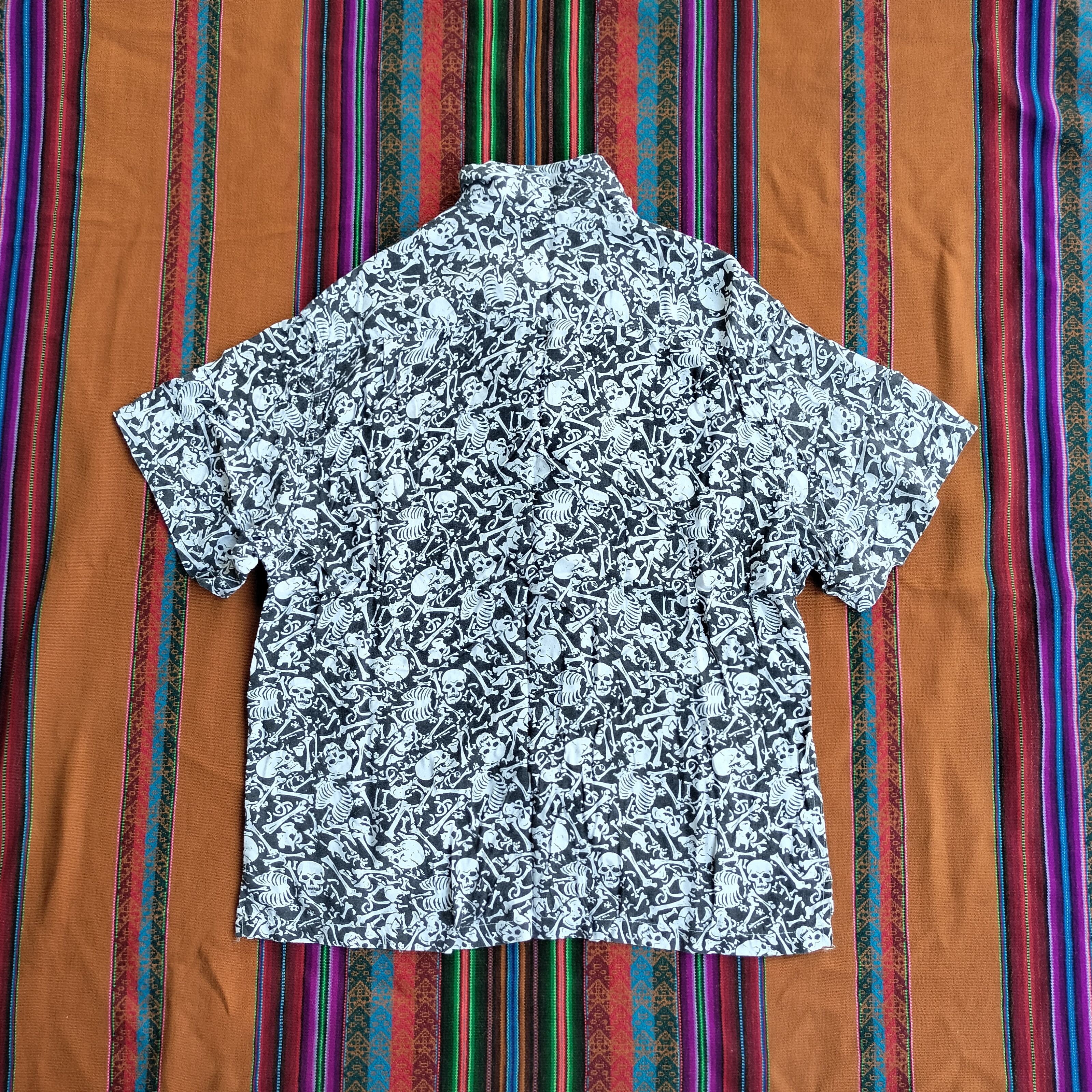 Sun Surf skull bones camp collar ss shirt Size US S / EU 44-46 / 1 - 11 Thumbnail