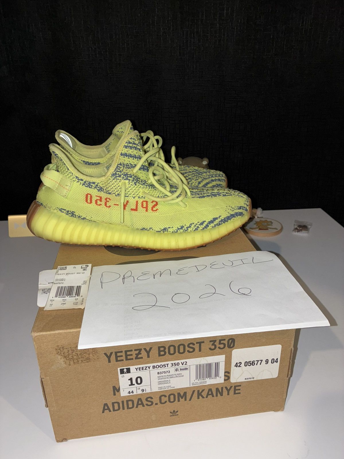 Yeezy adidas Yeezy Boost 350 V2 Semi Frozen Yellow Size 10 Size US 10 / EU 43 - 5 Thumbnail