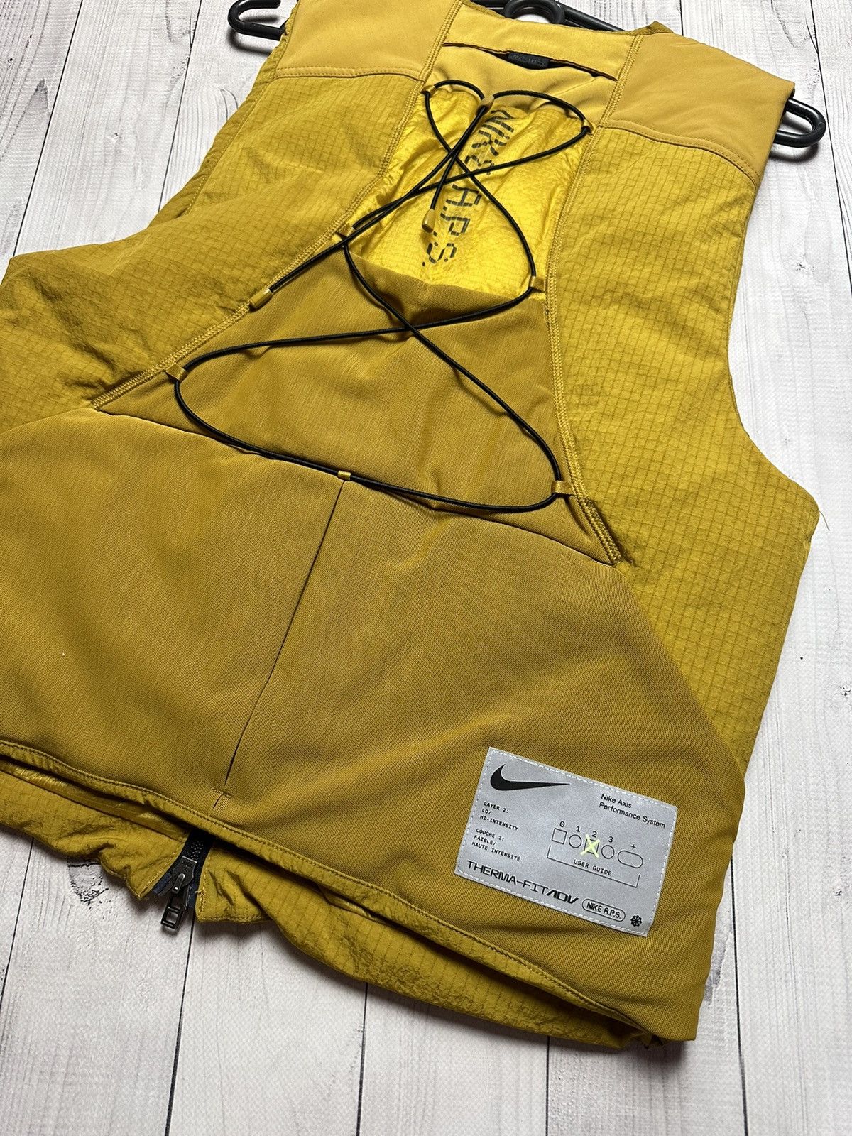 Nike Nike A.P.S. tech vest rare yellow size : S,L Size US S / EU 44-46 / 1 - 3 Thumbnail