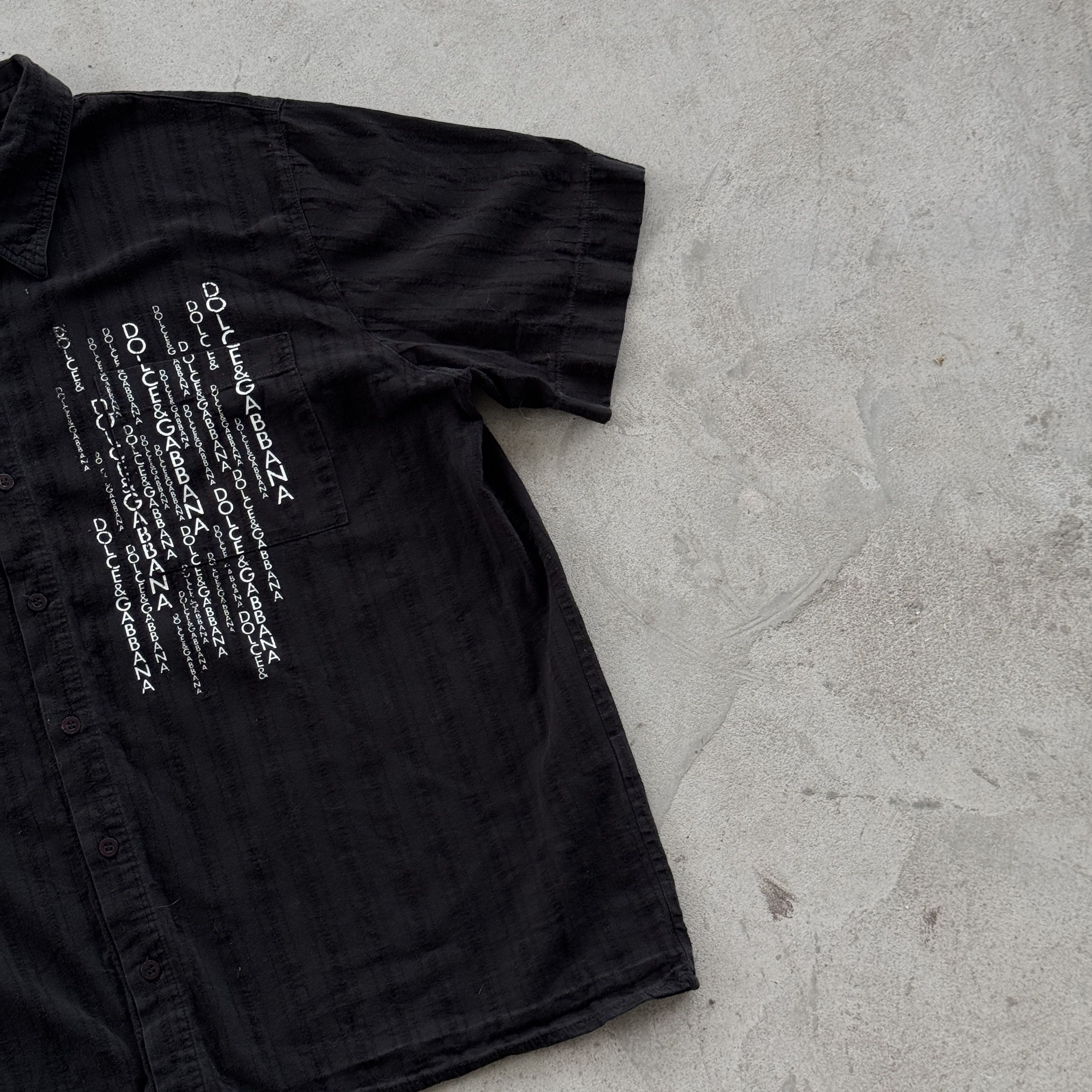 Dolce & Gabbana Dolce Gabbana Black Short Sleeve Shirt Logo Graphic Print Size US L / EU 52-54 / 3 - 2 Thumbnail