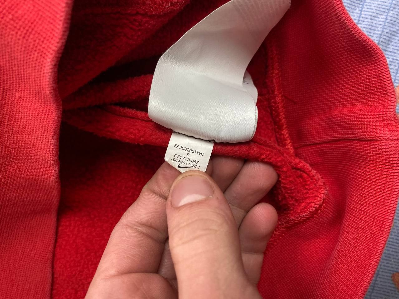 Nike vintage Nike Hoodie Y2K Faded style Japanese Size US S / EU 44-46 / 1 - 10 Thumbnail