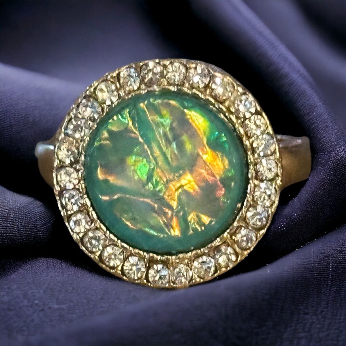 Vintage Vintage rainbow foil stone ring Size ONE SIZE - 1 Thumbnail