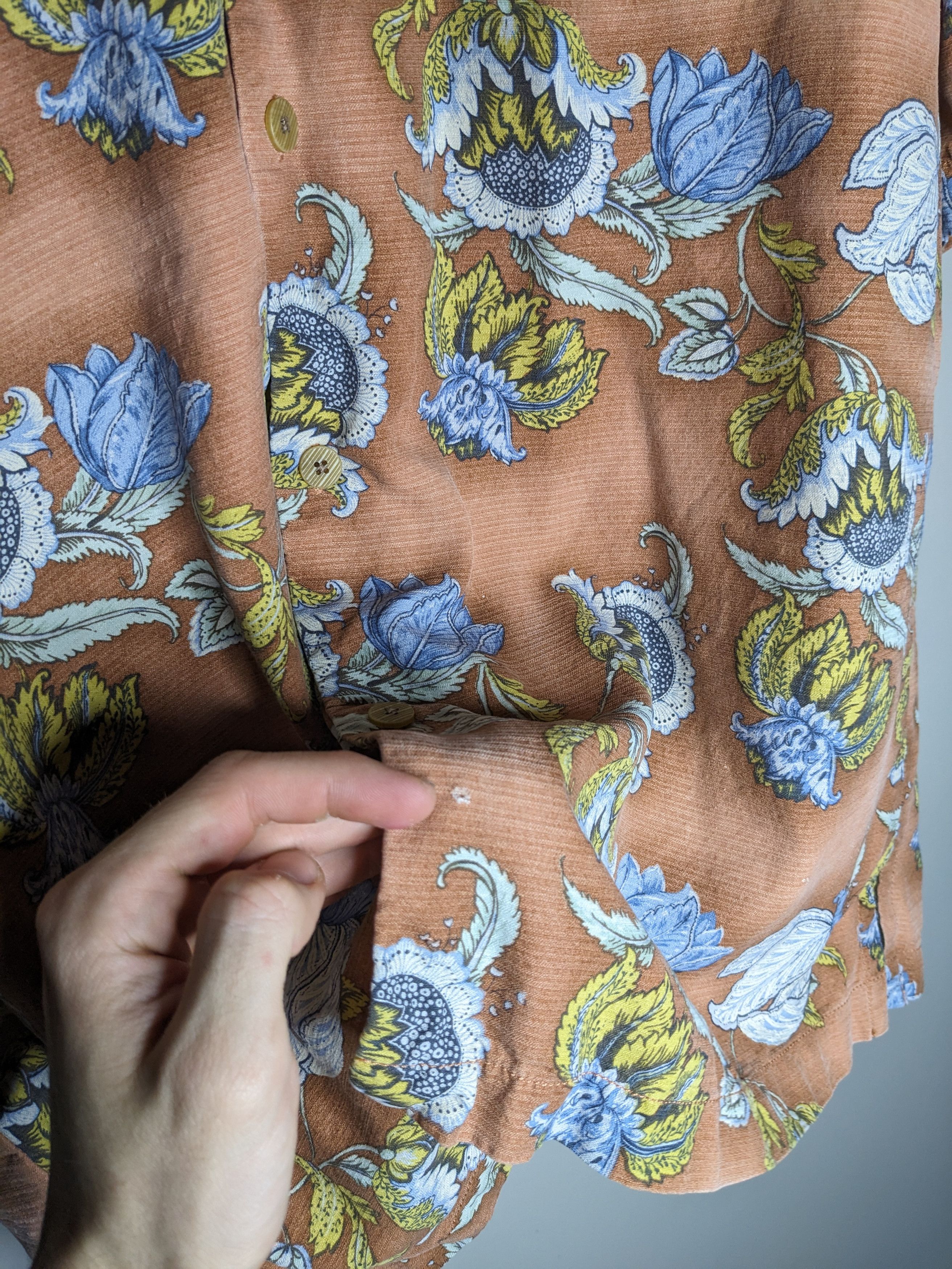 Tommy Bahama Tommy Bahama Camp Shirt Silk Floral Size Large Hawaiian Size US L / EU 52-54 / 3 - 13 Thumbnail