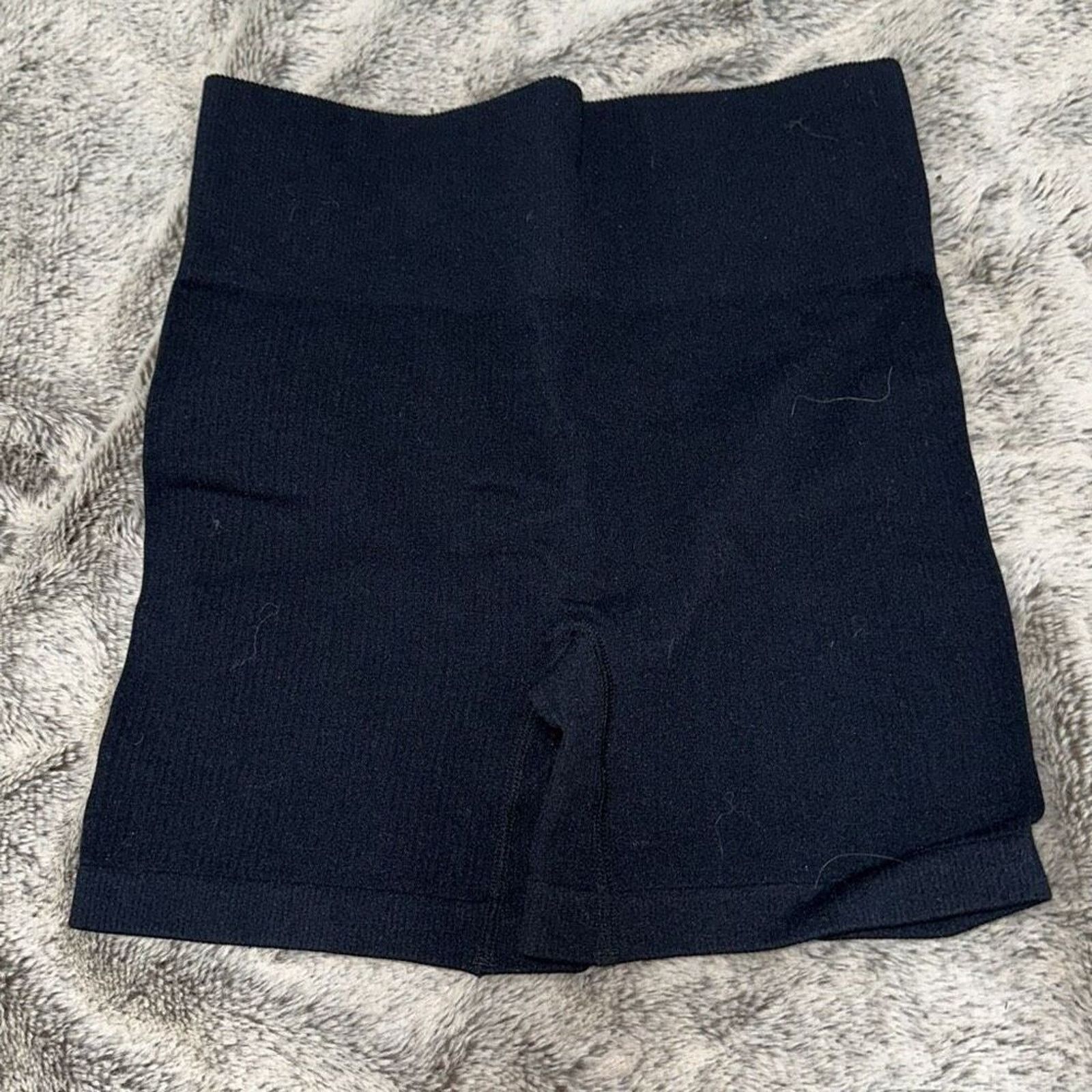 Other Amazon Black Ribbed Bike Shorts | Sz S Size 27" / US 4 / IT 40 - 2 Thumbnail
