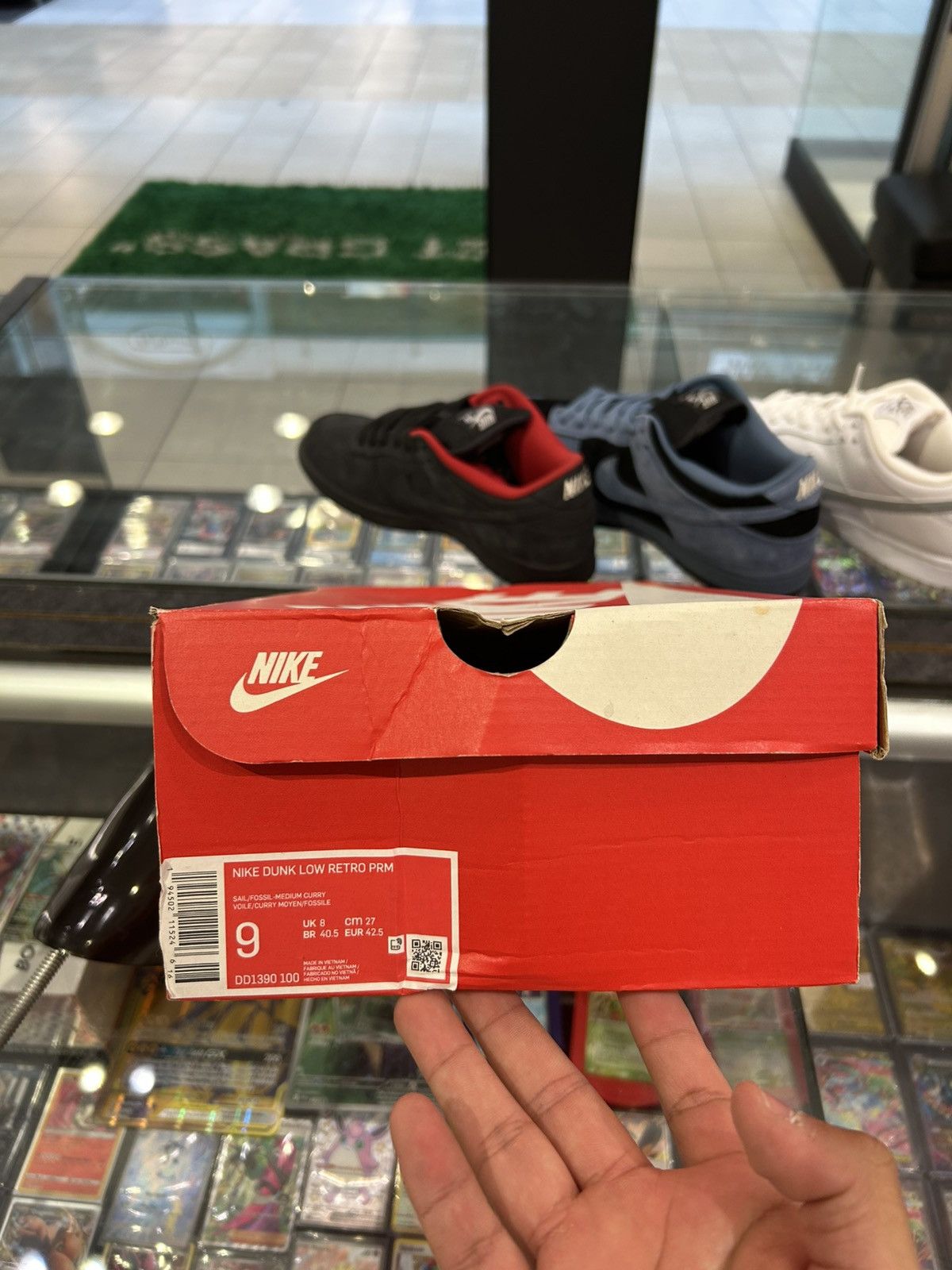 Nike Nike dunk low curry Size US 9 / EU 42 - 12 Thumbnail