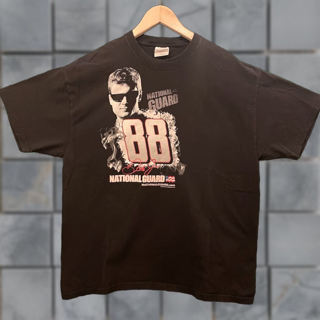 NASCAR VINTAGE Nascar Shirt Mens XL Black Dale Earnhardt Jr 88 90s Shirt Mens XL Black Nascar 88 Size US XL / EU 56 / 4 - 1 Thumbnail