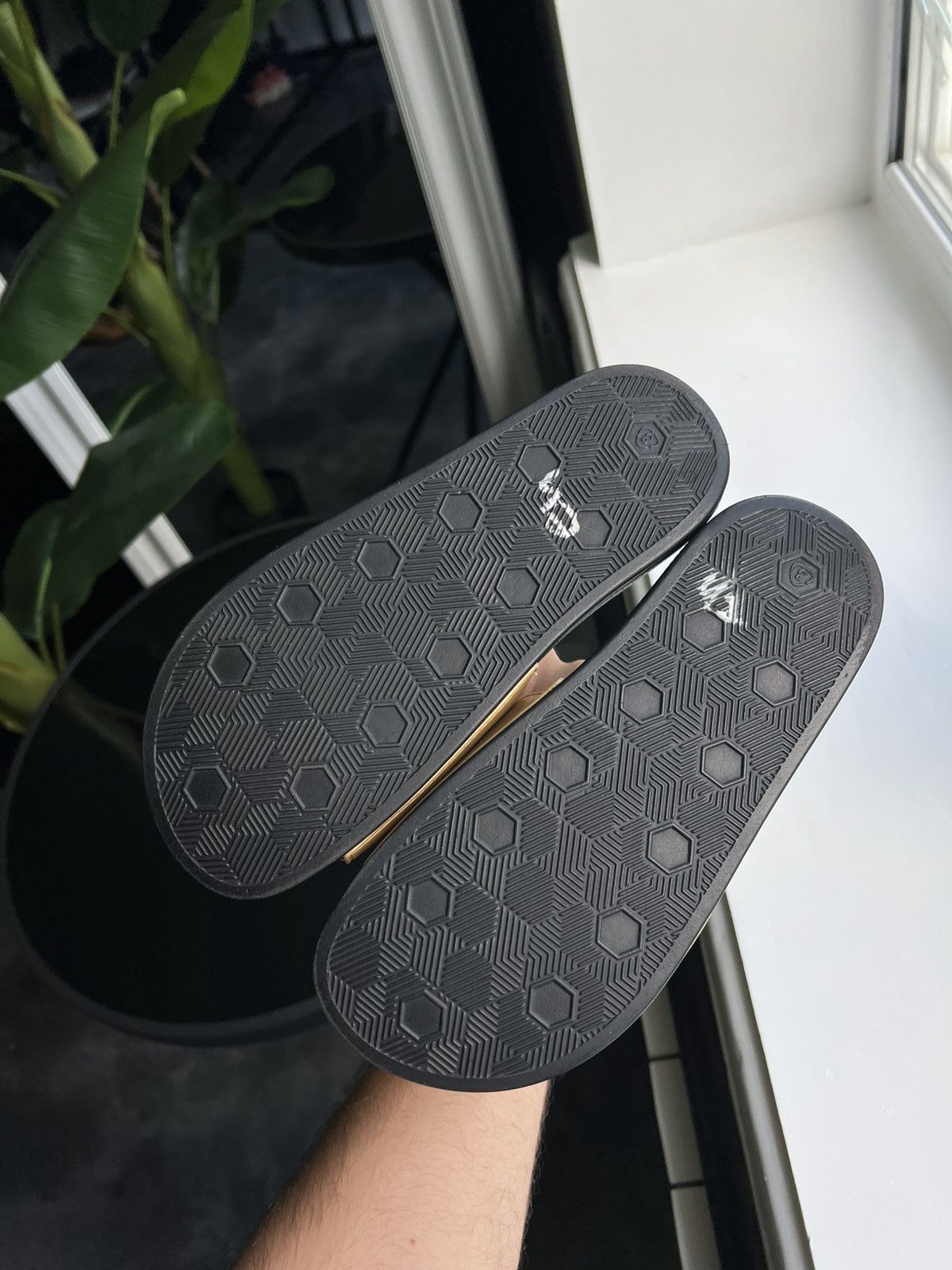 Versace Jeans Couture Versace Jeans Couture Gold Slides Logo Size 37 (23 cm) Size US 7 / IT 37 - 21 Thumbnail