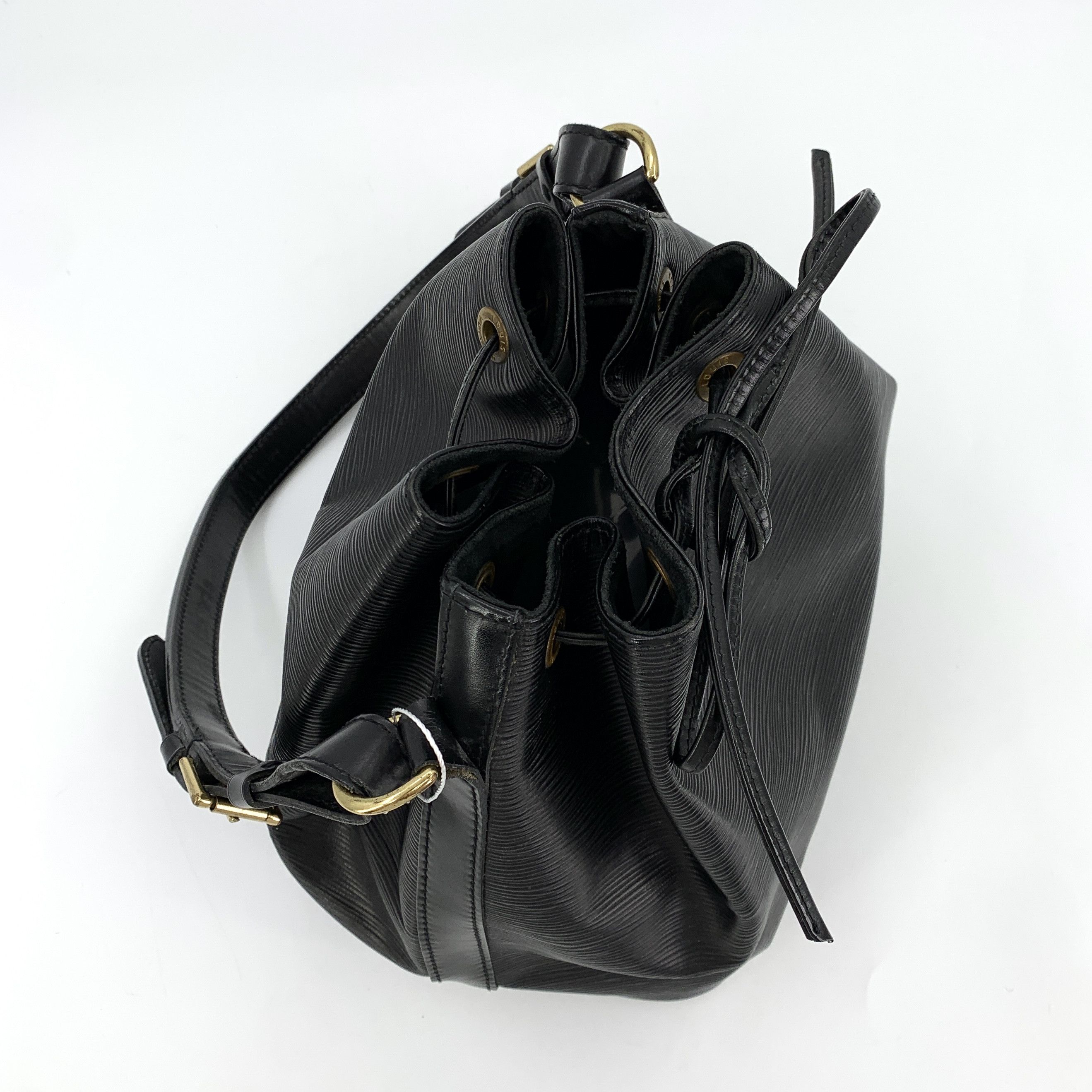Louis Vuitton Louis Vuitton Epi Leather Bucket Bag – Black (25×18×27cm) Size ONE SIZE - 7 Thumbnail