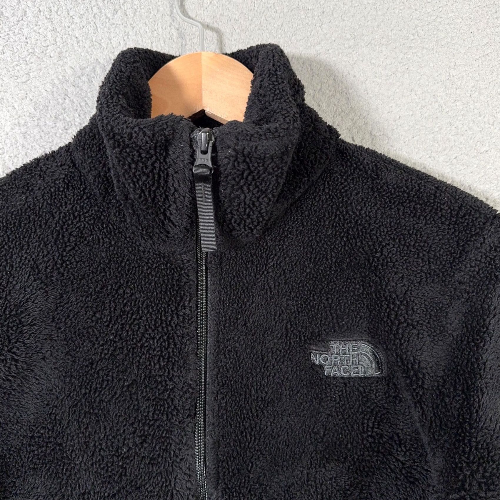 The North Face VINTAGE The North Face Jacket Womens XS Black Fleece Sherpa Pockets NF0A7UQJ Size XS / US 0-2 / IT 36-38 - 3 Thumbnail