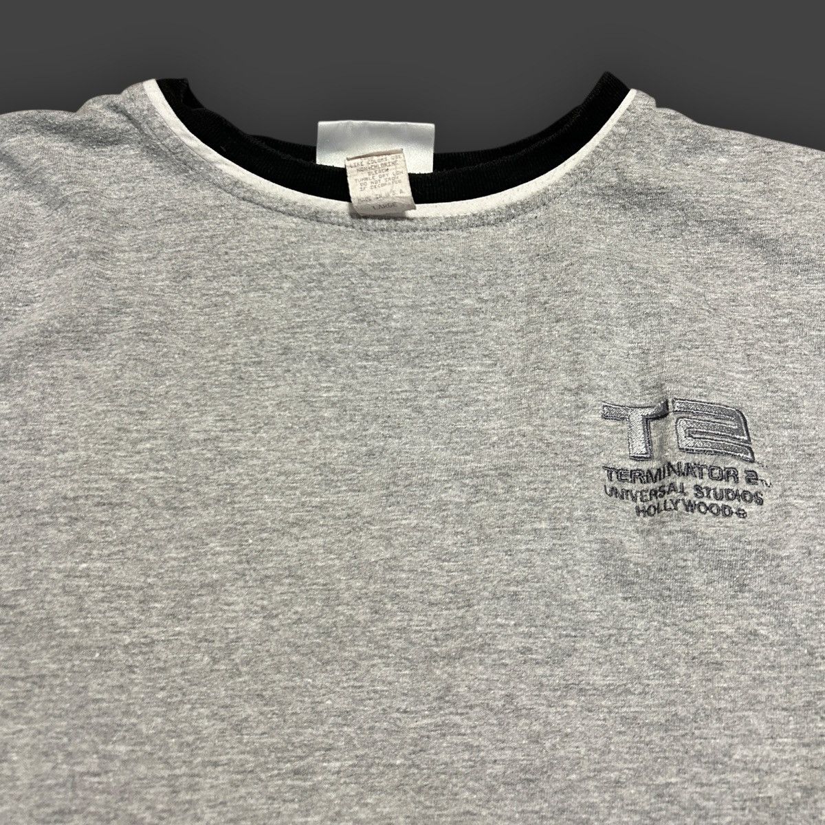Vintage Vintage Terminator 2 Universal Studios Movie T Shirt Size US M / EU 48-50 / 2 - 1 Thumbnail