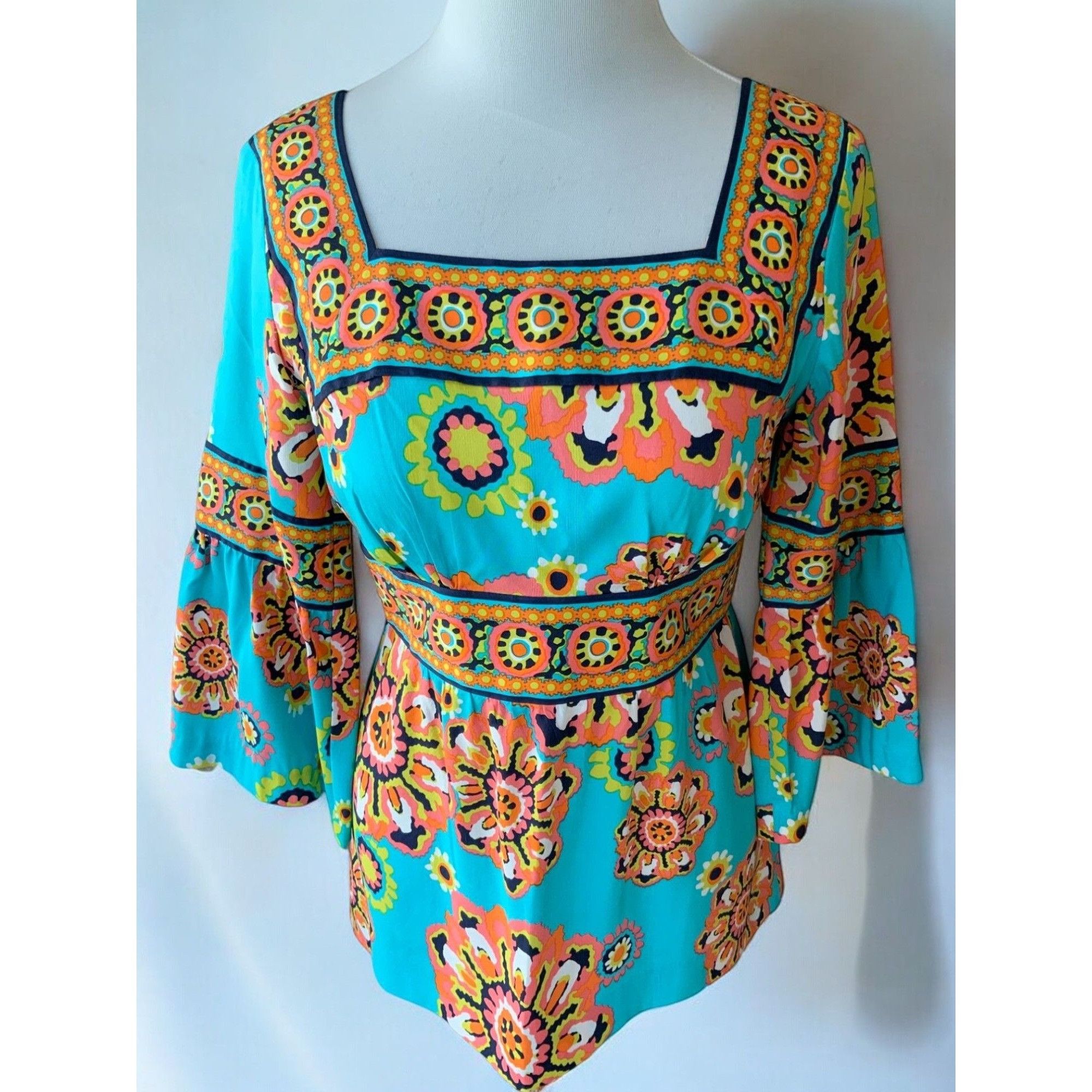 Trina Turk Trina Turk Silk Turquoise Gypsy Medallion Blouse 4 Size S / US 4 / IT 40 - 1 Thumbnail