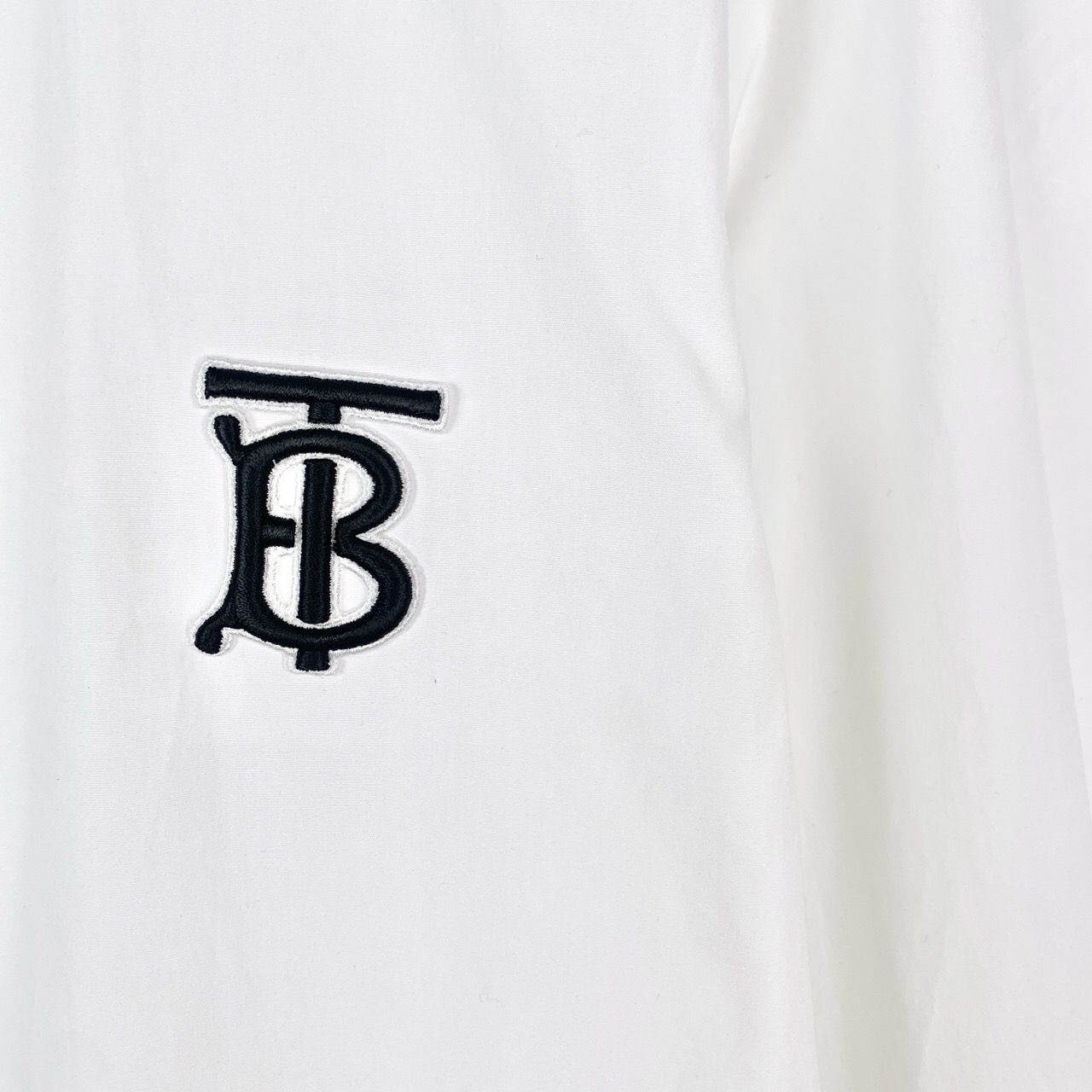 Burberry [Burberry] Embroidered Logo Lettering Notched Lapel White Co Size US XS / EU 42 / 0 - 6 Thumbnail