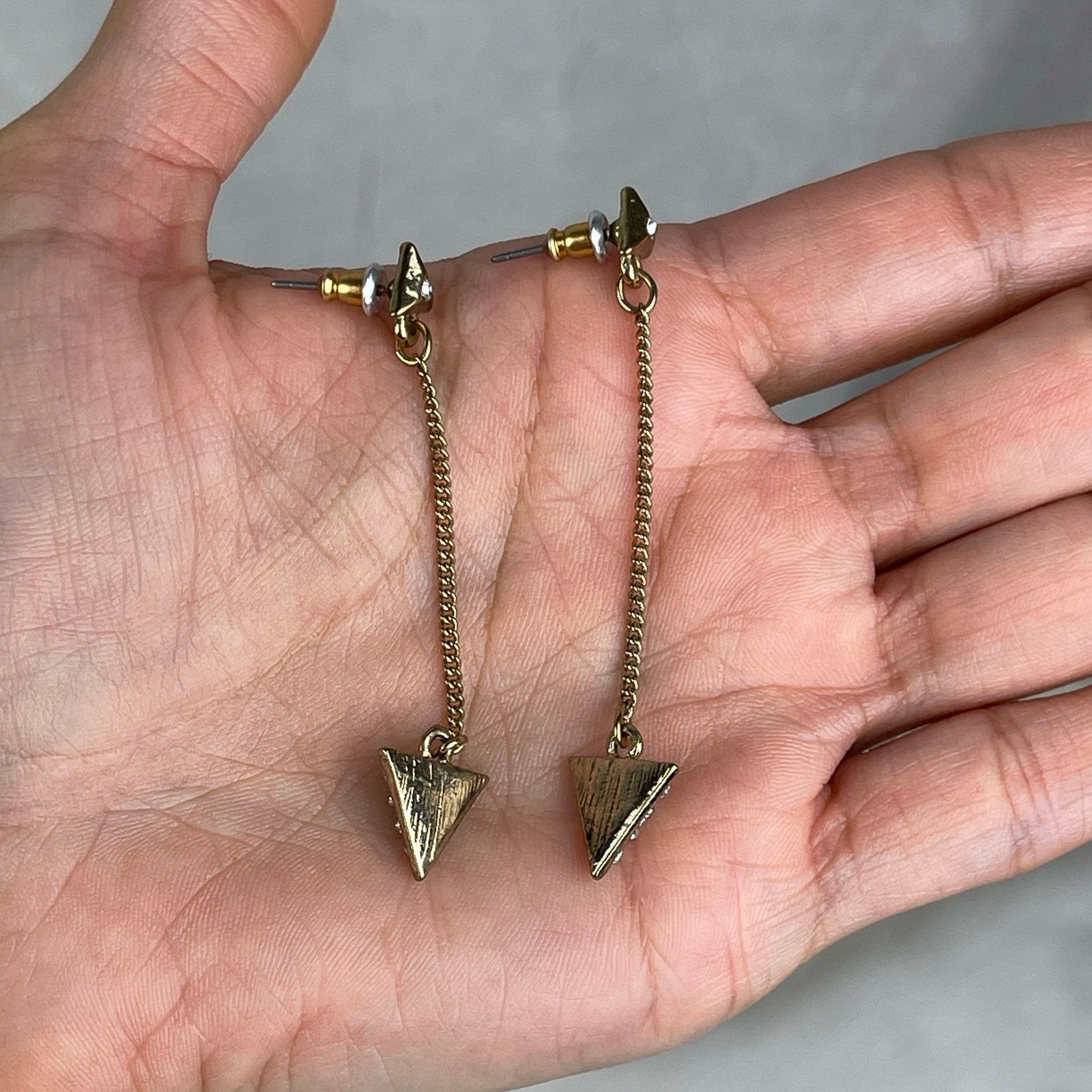 Other Dainty Gold Tone Rhinestone Arrow Dangle Earrings Festival Size ONE SIZE - 21 Thumbnail