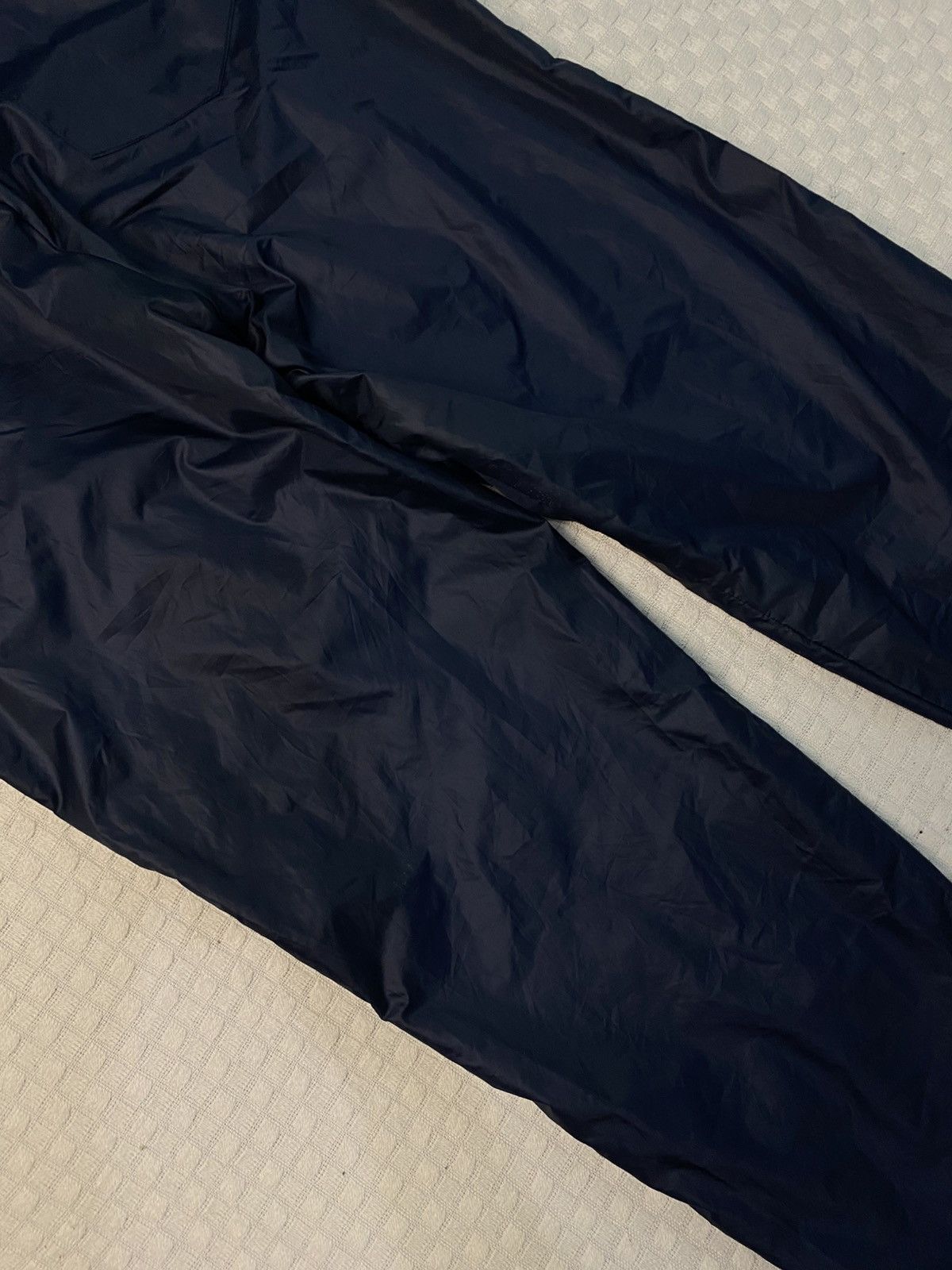 Carhartt Wip × Nike VINTAGE NIKE 90S BAGGY NYLON WIDE LEG SWOOSH TRACK PANTS Y2K Size US 28 / EU 44 - 13 Thumbnail