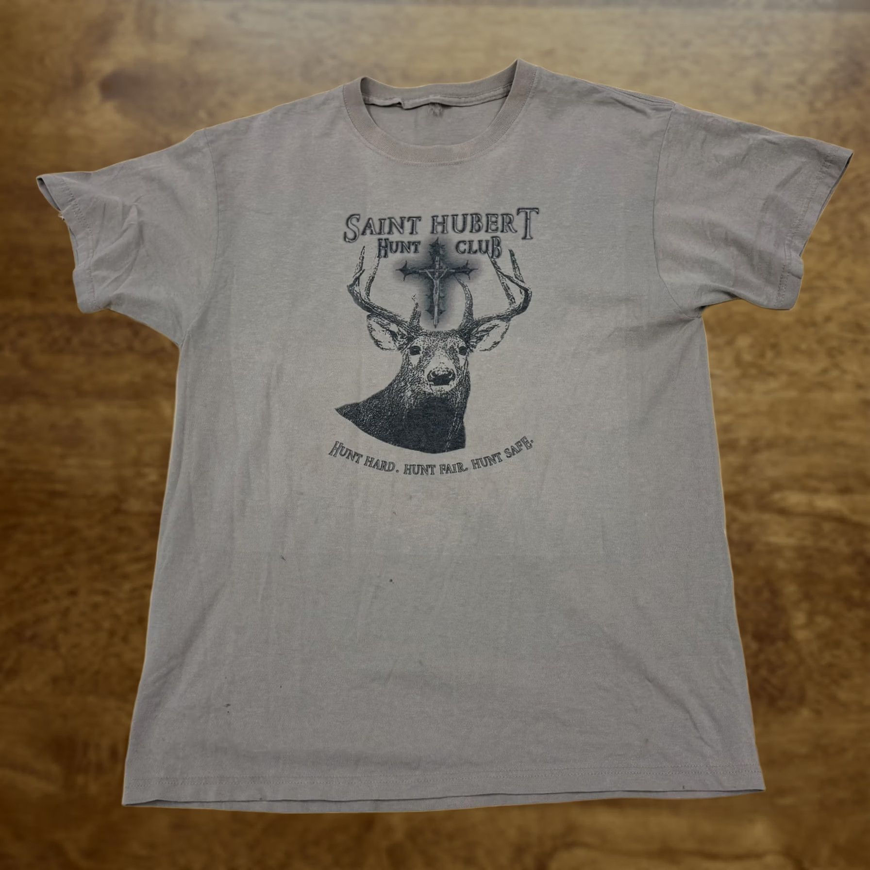 Vintage Saint Hubert Hunt Club Shirt Mens Large Brown Deer Hunting Tee Shirt Size US L / EU 52-54 / 3 - 1 Thumbnail
