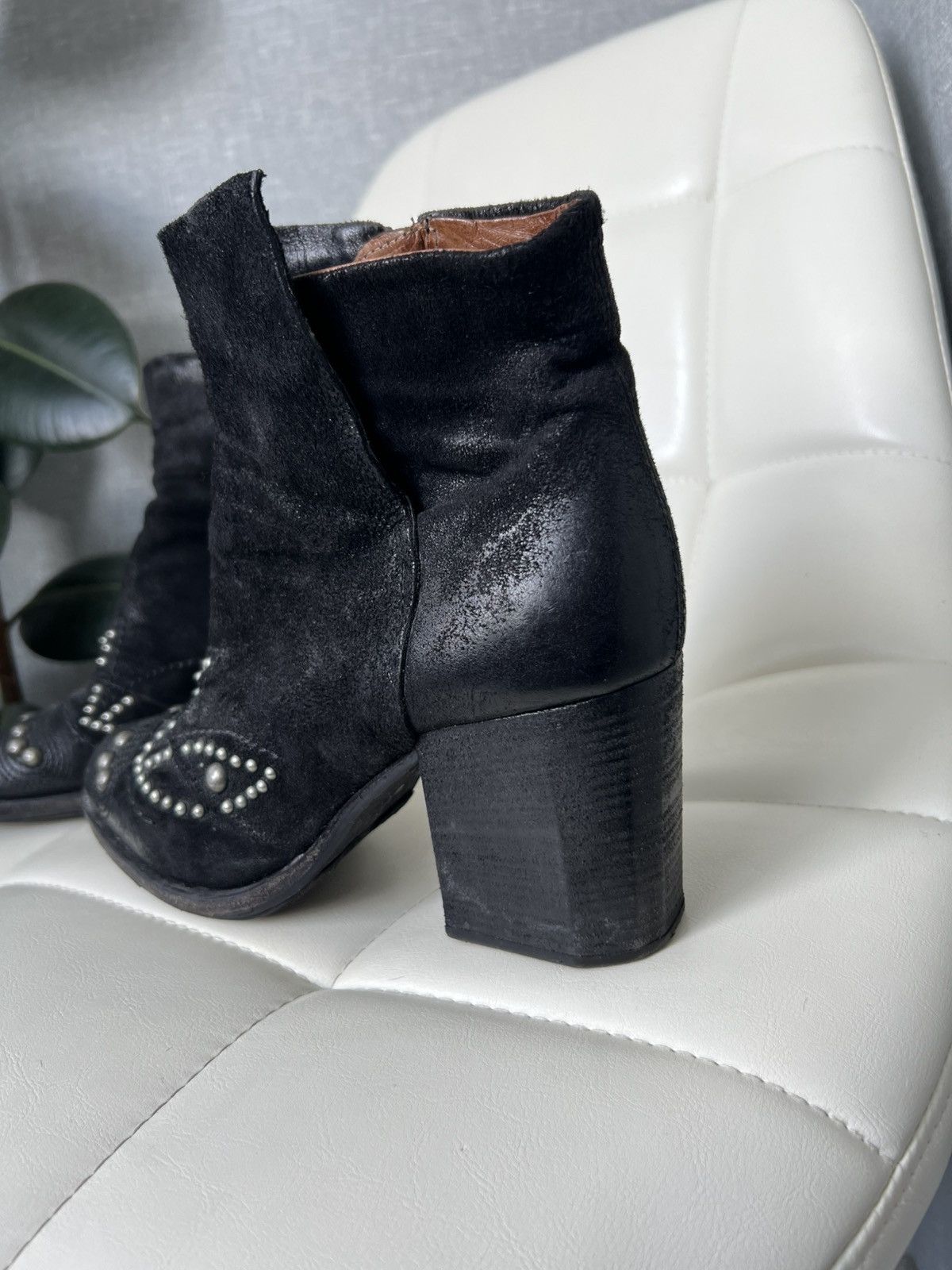 A.S.98 A.S.98 Western Style Studded Suede Leather Ankle Boots Sz 39 Size US 9 / IT 39 - 5 Thumbnail