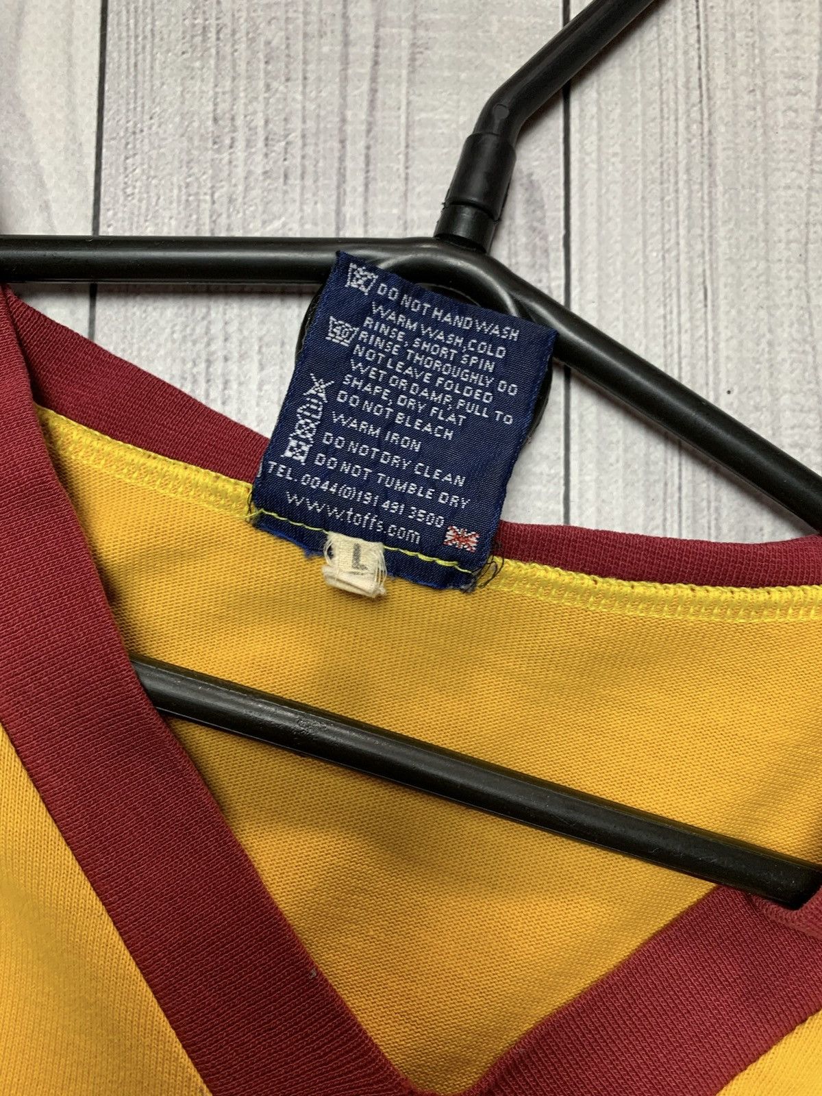 Vintage Vintage Soccer Jersey Praha Dukla size L rare retro Cezh Size US L / EU 52-54 / 3 - 4 Thumbnail