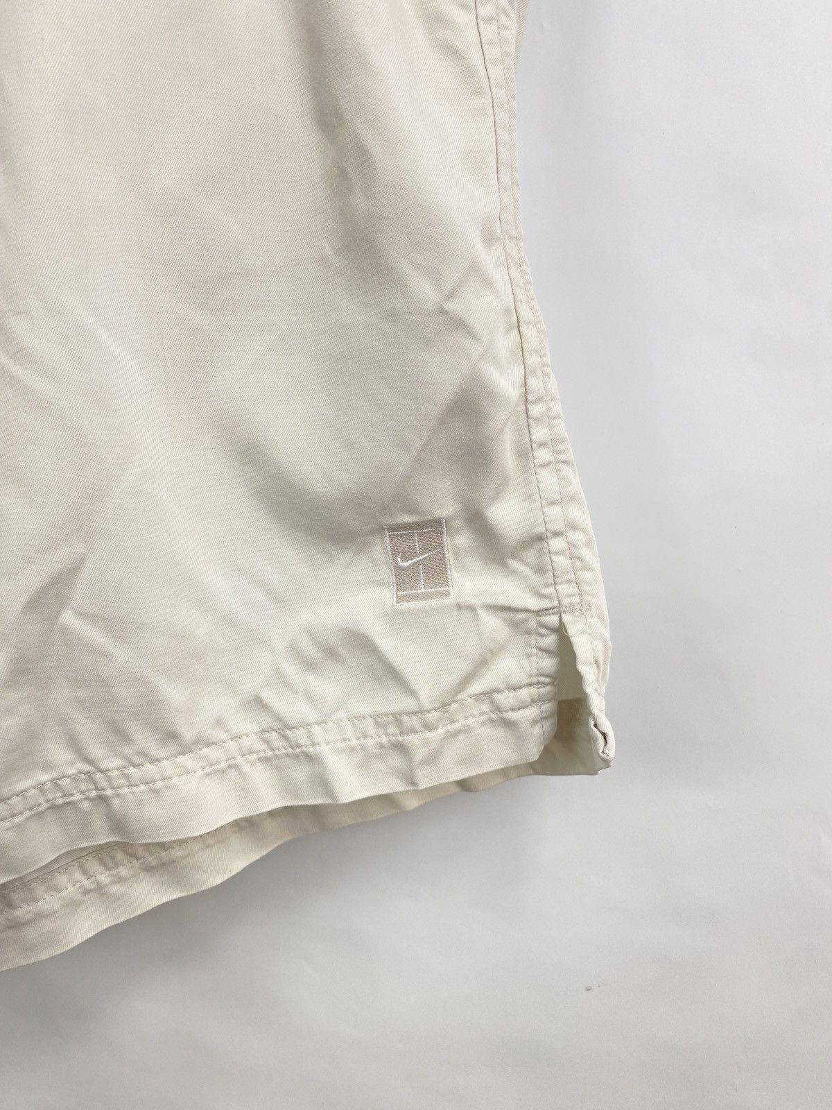 Nike 🇺🇸 Vintage 90s Nike Challenge Court Tennis Shorts Rare Retro Size US 34 / EU 50 - 3 Thumbnail