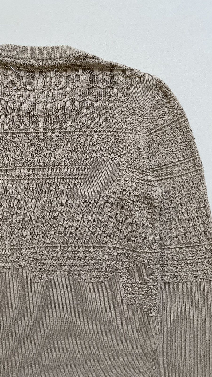 Maison Margiela ‘Destroyed Fair Isle’ Weave Beige Sweater Size US M / EU 48-50 / 2 - 15 Thumbnail