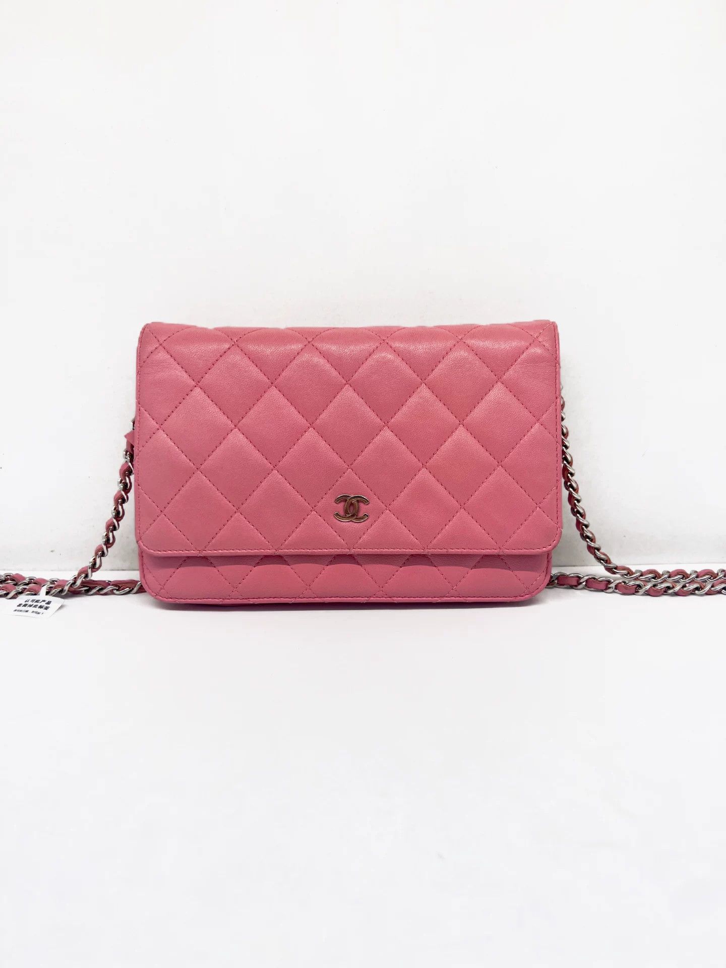 Chanel Pre-loved Bag Very good condition Size ONE SIZE - 1 Thumbnail