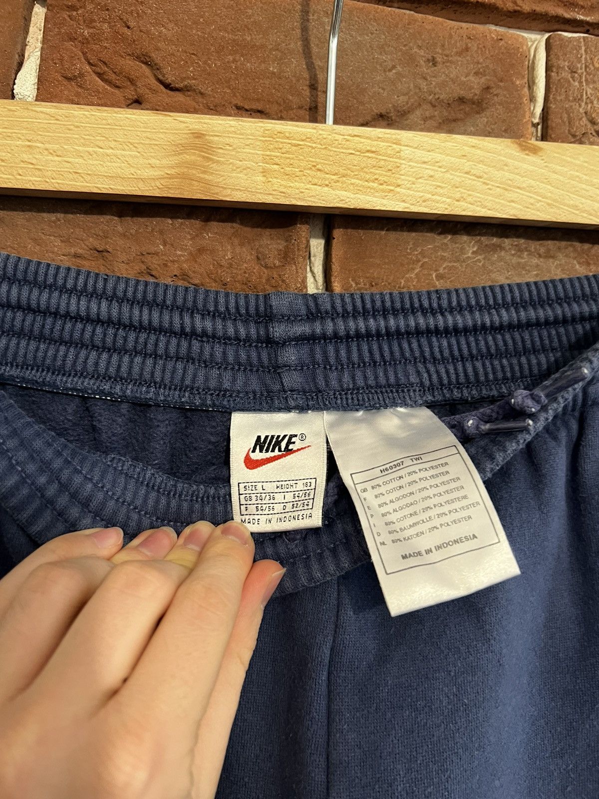 Nike Rare 90s Vintage Nike Swoosh Logo Sweat Set Pants Crewneck L Size US L / EU 52-54 / 3 - 6 Thumbnail