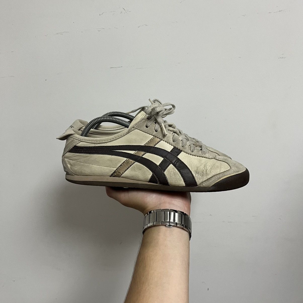 Asics Asics Tiger Onitsuka Leather Vintage Sneakers 90s Size US 7.5 / EU 40-41 - 1 Thumbnail