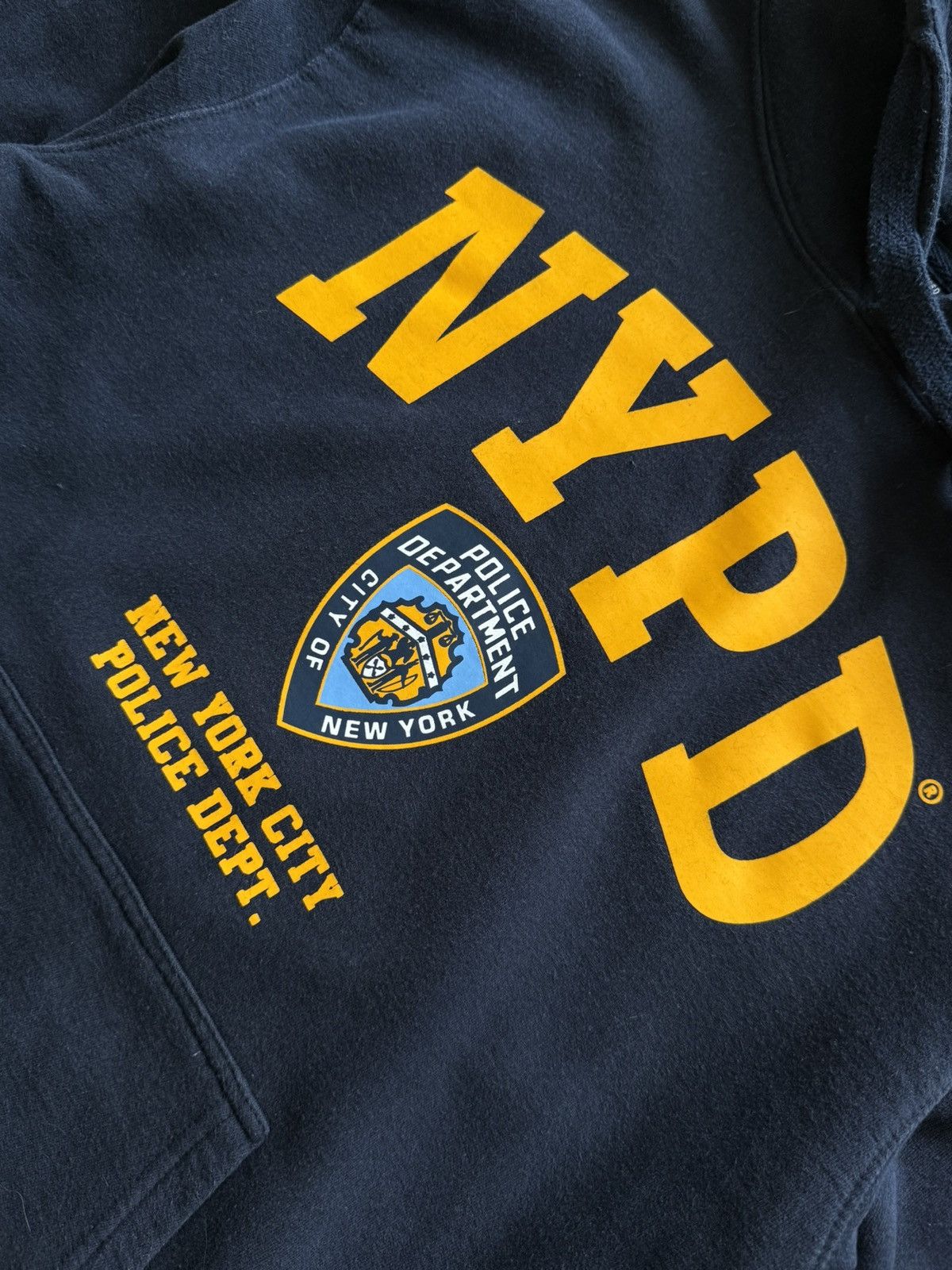 Vintage NYPD New York City Police Dept. Y2K vintage logo hoodie Size US S / EU 44-46 / 1 - 3 Thumbnail