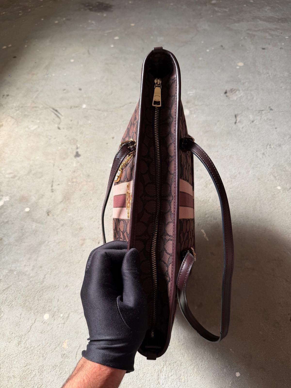 Coach Coach Signature Stripe Shoulder Bag Brown/Pink Size ONE SIZE - 9 Thumbnail