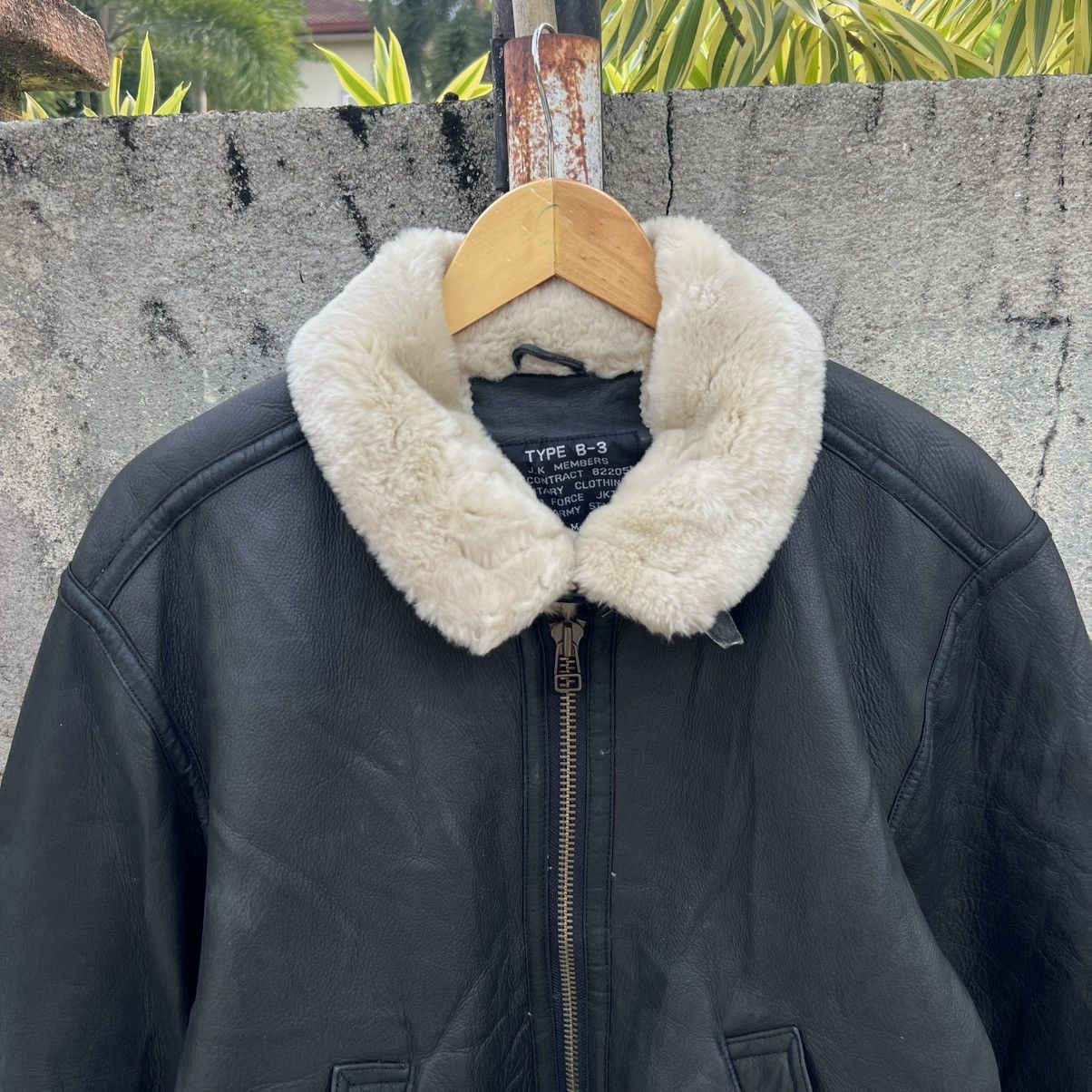Genuine Leather “VINTAGE B-3” LEATHER FLIGHT JACKET BLACK CREAM LINED Size US M / EU 48-50 / 2 - 4 Thumbnail