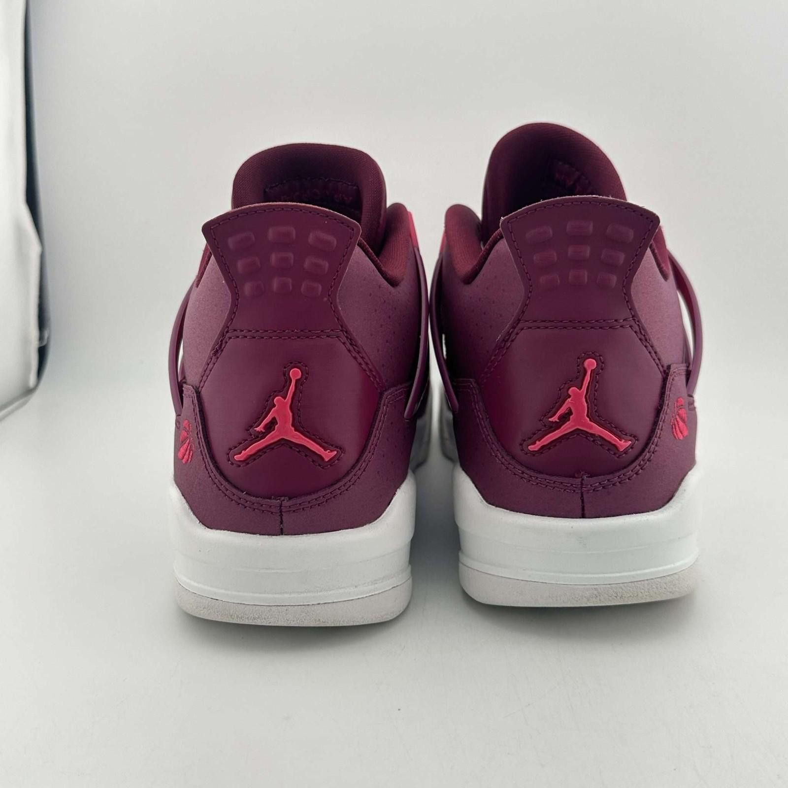 Jordan Brand Jordan 4 Valentines Day 2019 7Y Used with Box 487724-661 Size US 7 / EU 40 - 4 Thumbnail