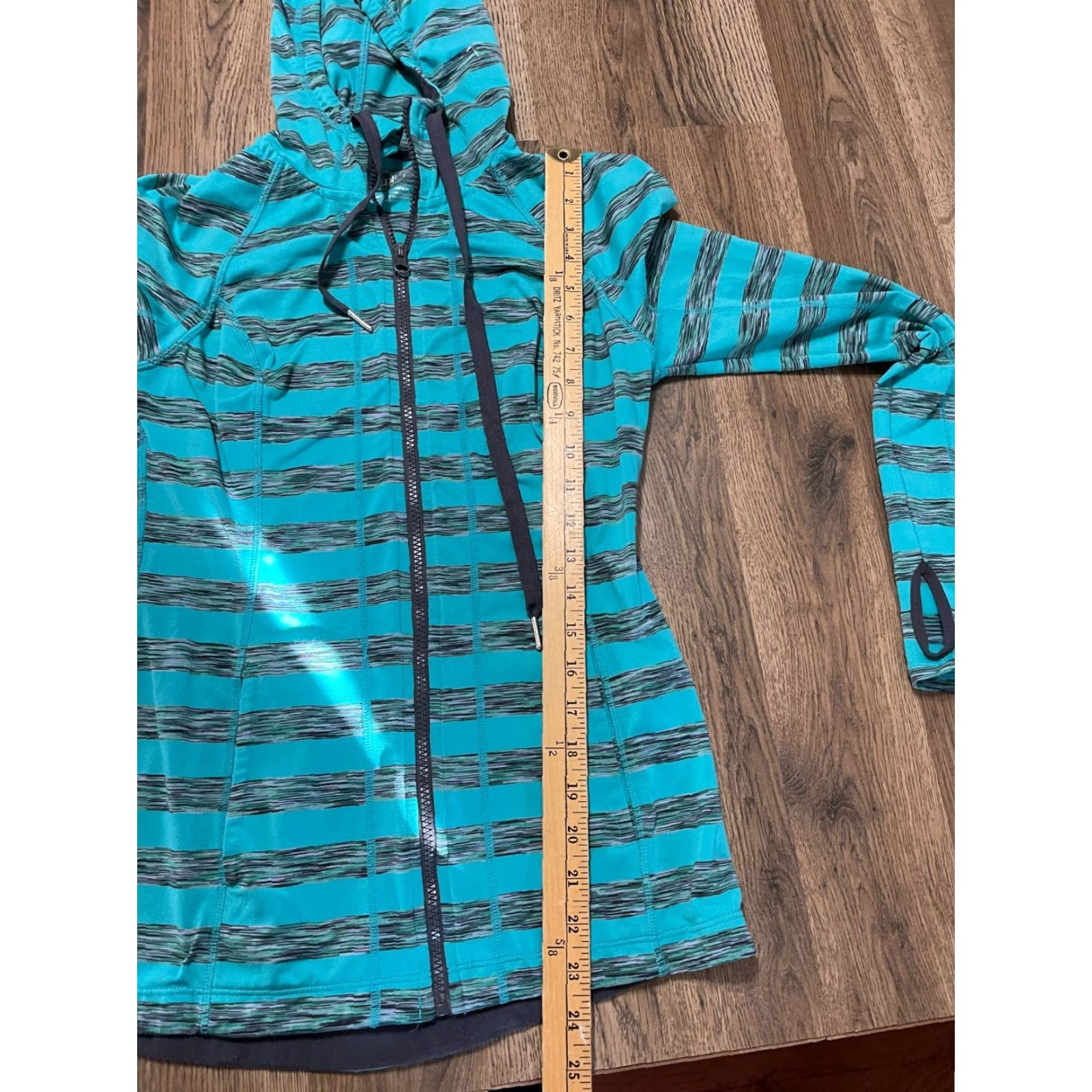 Vintage Lukka Hoodie Women's Small Green Gray Full Zip Drawstring Casual Modern Striped Regular Sleeve Size S / US 4 / IT 40 - 4 Thumbnail