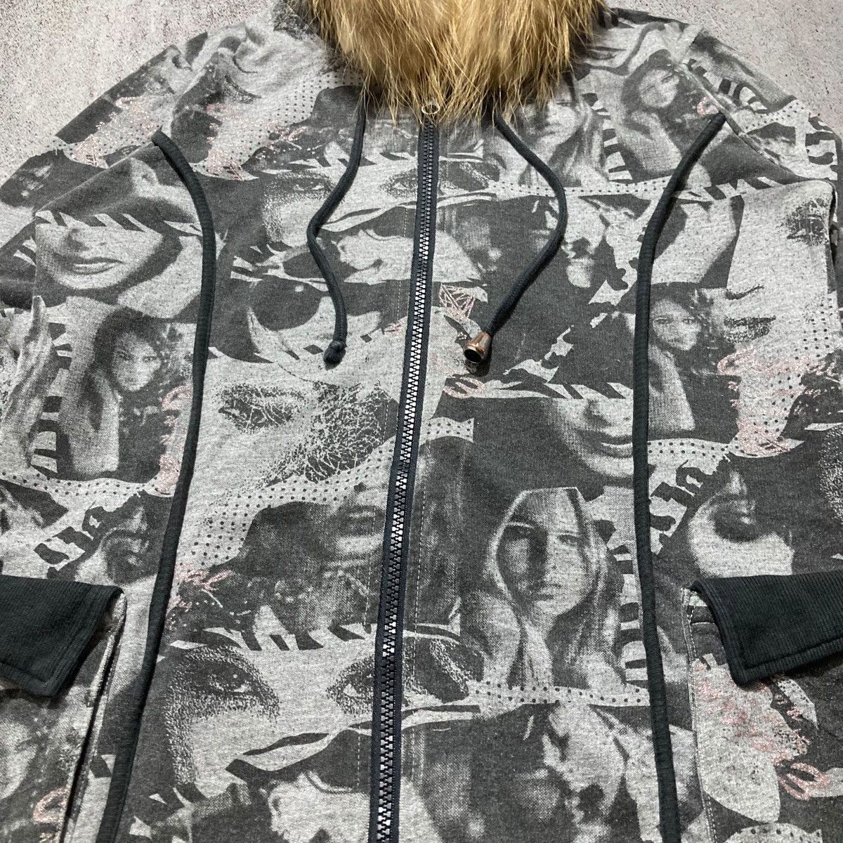 Japanese Brand 2000s Colza Girl Glamorous Aop Ziphoodie Beauty Beast Lgb Size US M / EU 48-50 / 2 - 12 Thumbnail