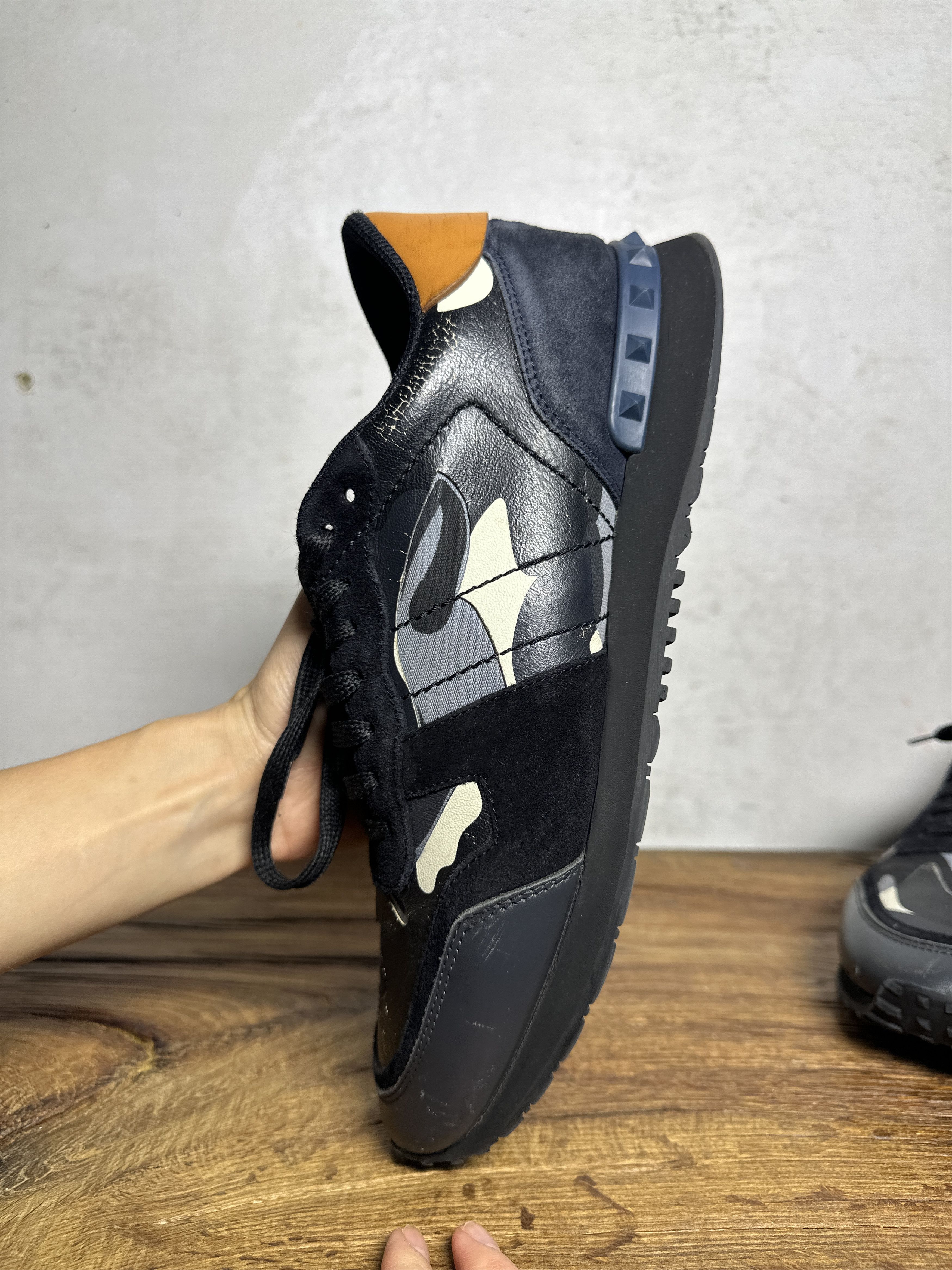 Valentino Valentino Black Canvas Leather Rockrunner Low Top Sneakers Size US 10.5 / EU 43-44 - 13 Thumbnail