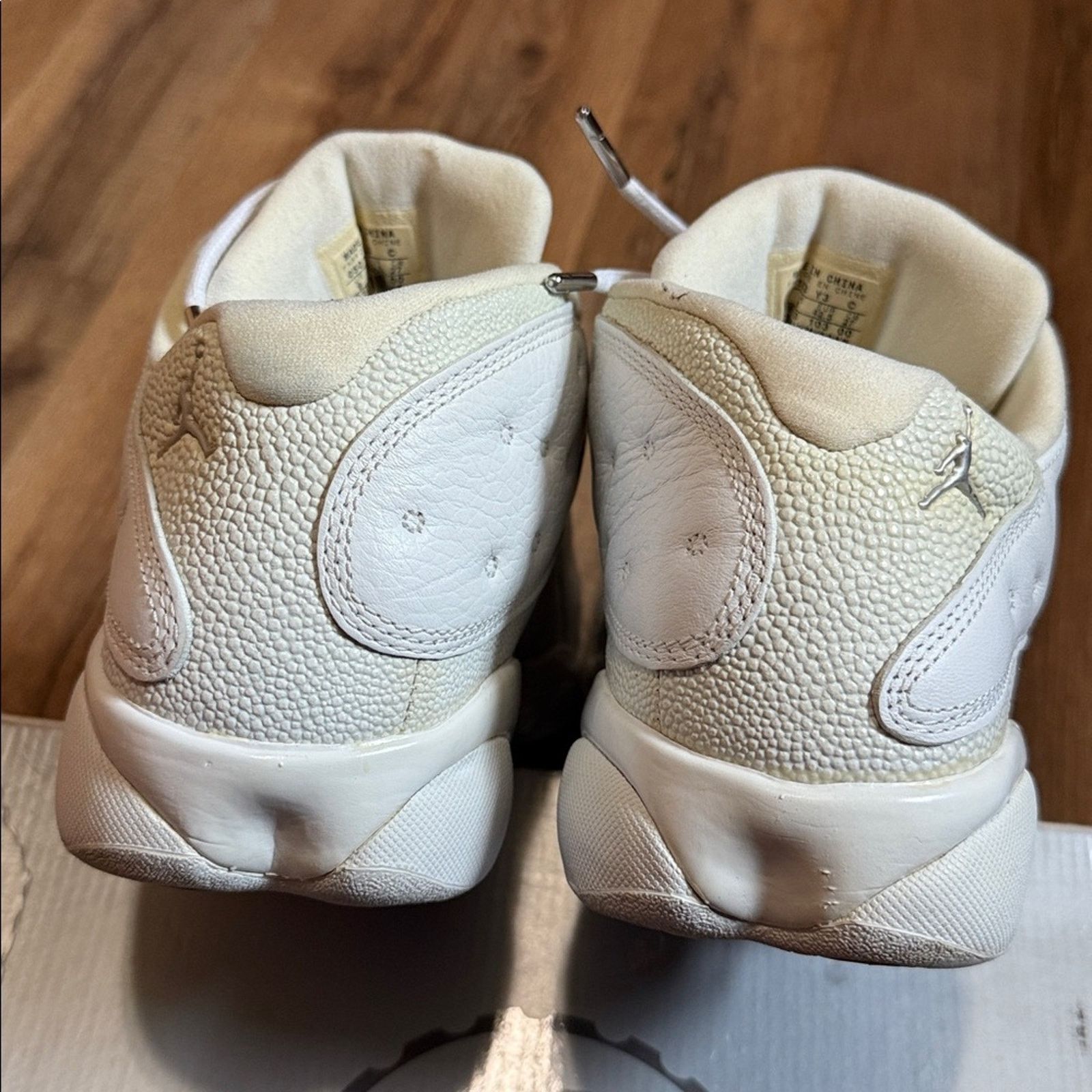 Jordan Brand 2005 Jordan 13 Retro Low White Metallic Silver Ice Blue Size US 9 / EU 42 - 3 Thumbnail