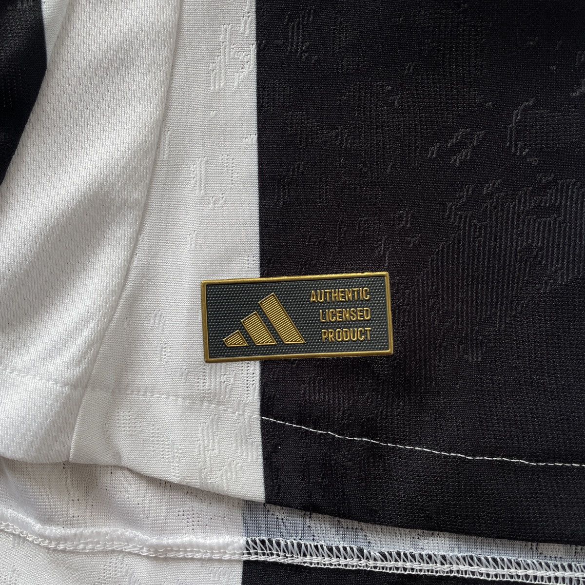 Adidas Juventus Authentic Adidas HEAT.RDY Home Jersey 2024/2025 Size US M / EU 48-50 / 2 - 5 Thumbnail
