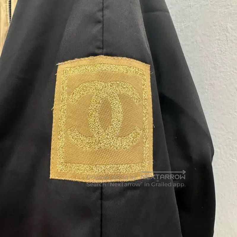 Chanel Chanel M Size Gold Polyester Women's Jacket . Size M / US 6-8 / IT 42-44 - 3 Thumbnail