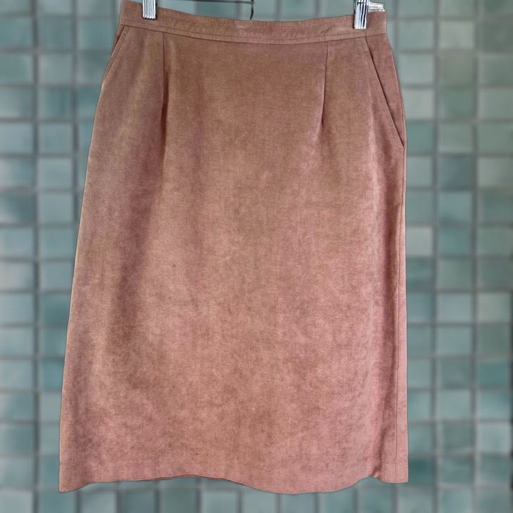 Roots Roots Faux Leather A Line Skirt Womens Size 14 Beige Pockets Midi Skirt Womens Beige Pockets 14 USA Seller Size 36" / US 14 / IT 50 - 1 Thumbnail