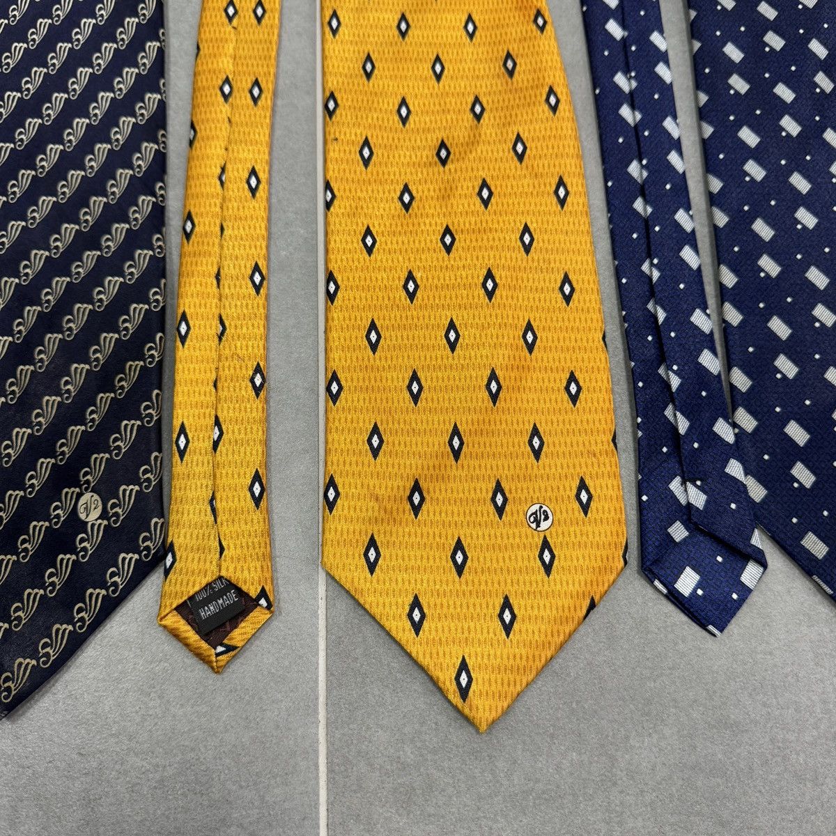 Versace × Vintage Vintage Gianni Versace Silk Ties x5 Size ONE SIZE - 12 Thumbnail