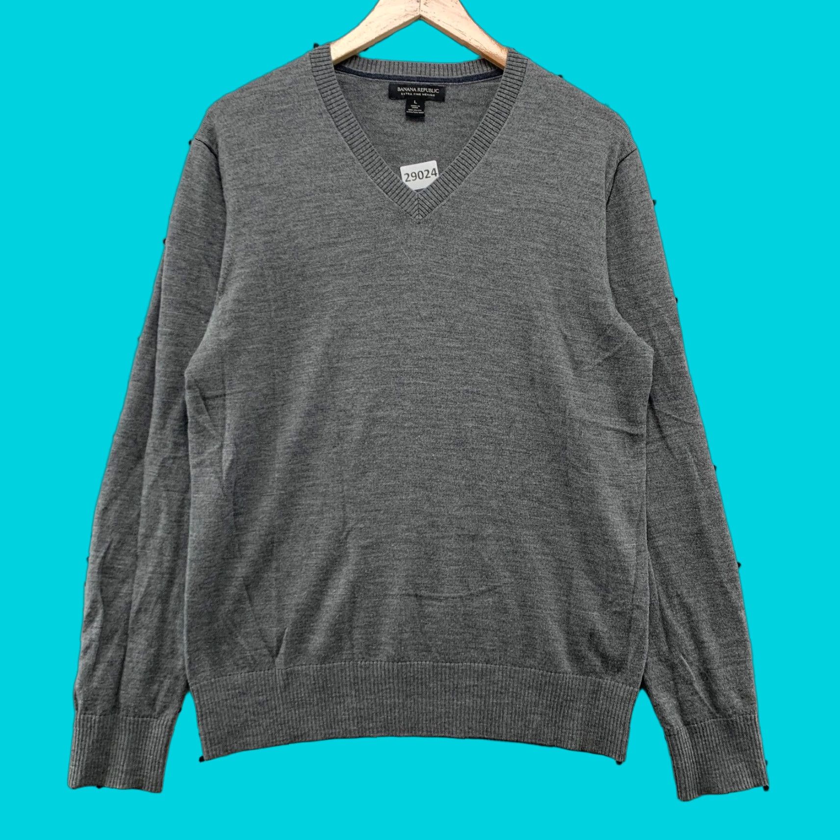 Banana Republic Banana Republic Sweater Men’s Large V-Neck 100% Merino Wool Pullover Gray Knit 22x27 Casual Winter Knitwear Mens Size US L / EU 52-54 / 3 - 1 Thumbnail