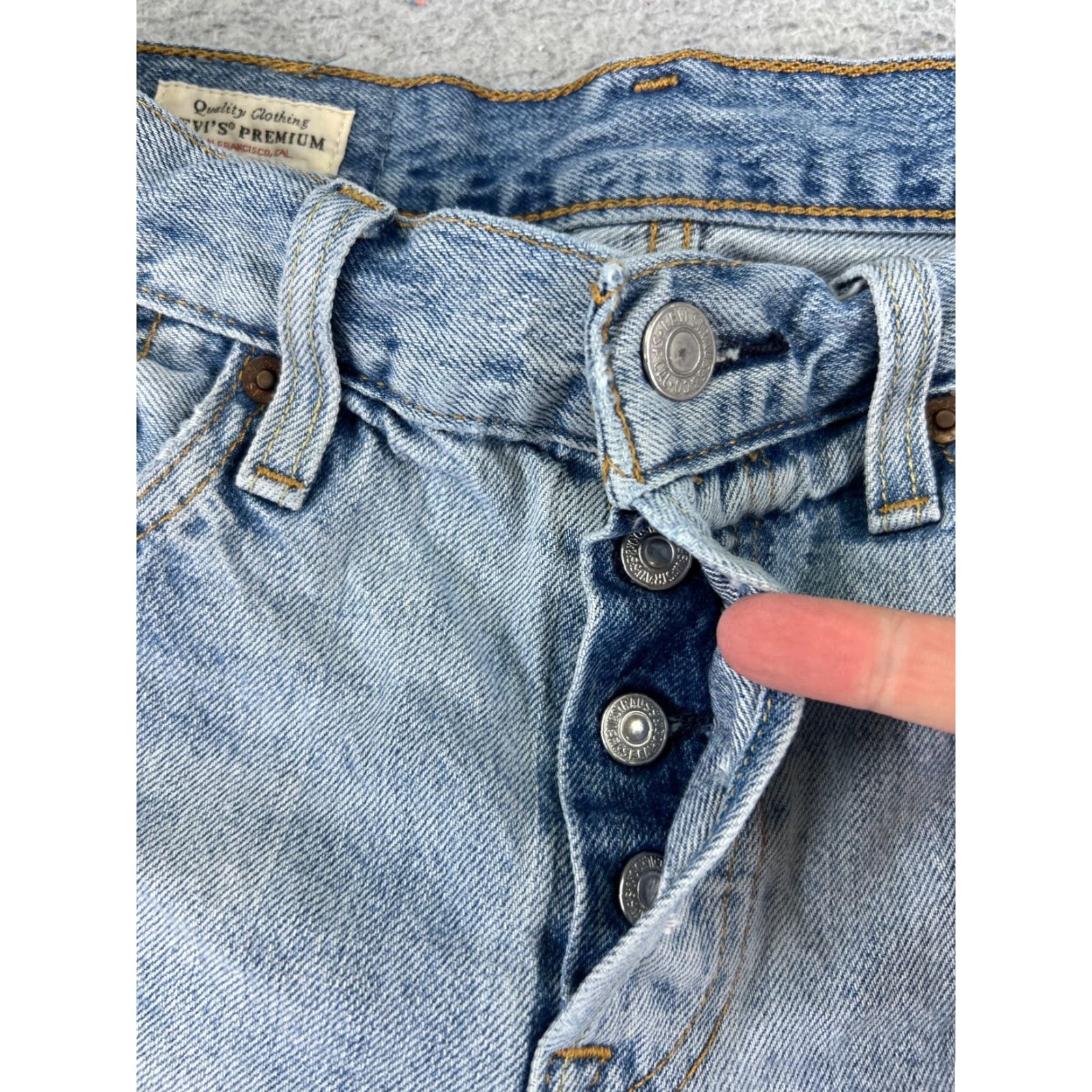 Bdg VINTAGE BDG Shorts Womens 31 Blue Denim Jean Cutoff Mom High Rise Distressed Cotton 29x2 Size 24" / US 00 / IT 34 - 6 Thumbnail