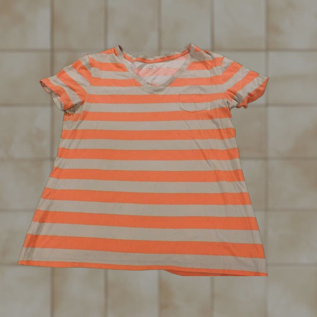 Ann Taylor Ann Taylor Loft Blouse Shirt Womens M Gray Striped Crew Neck Pullover Casual Short Sleeve Button Oxygen? (Note: Please verify) Size M / US 6-8 / IT 42-44 - 1 Thumbnail