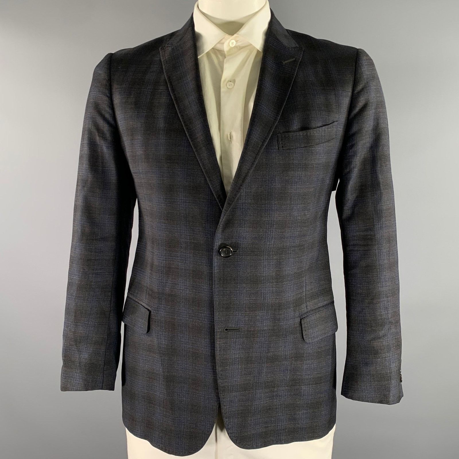 Gucci GUCCI 42 Grey Blue Ombre Plaid Wool Blend Sport Coat Size 42R - 1 Thumbnail
