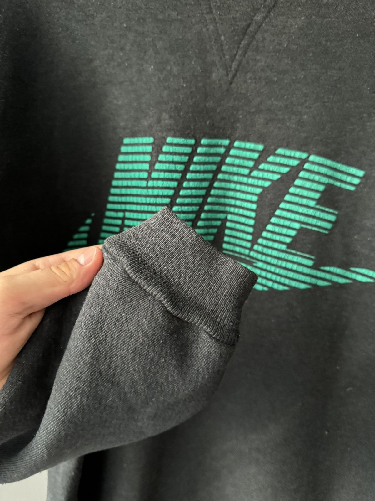 Nike × Vintage NIKE VINTAGE CENTER LOGO OVERSIZE BOXY SWEATSHIRT Size US M / EU 48-50 / 2 - 2 Thumbnail