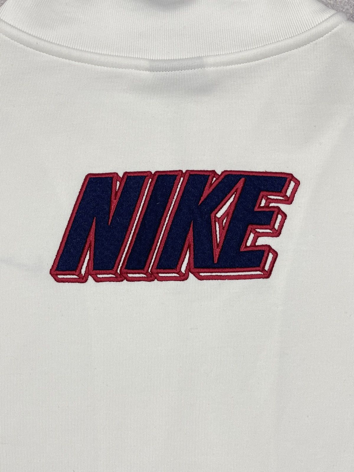 Nike Vintage Nike Drill Track Jacket White Big Logo Print Y2K ACG Size US L / EU 52-54 / 3 - 4 Thumbnail
