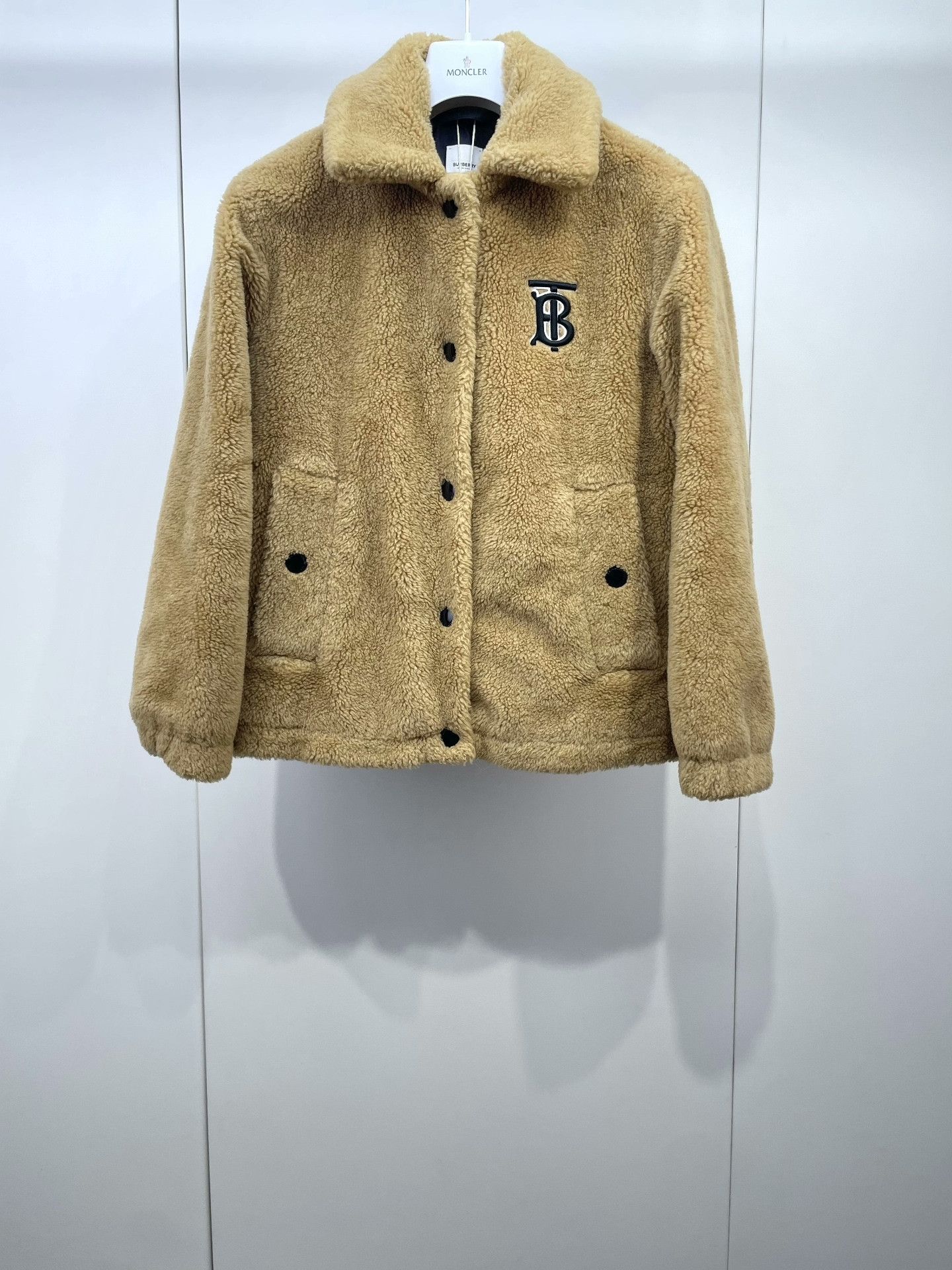 Burberry Burberry Teddy Coat Size S / US 4 / IT 40 - 1 Thumbnail