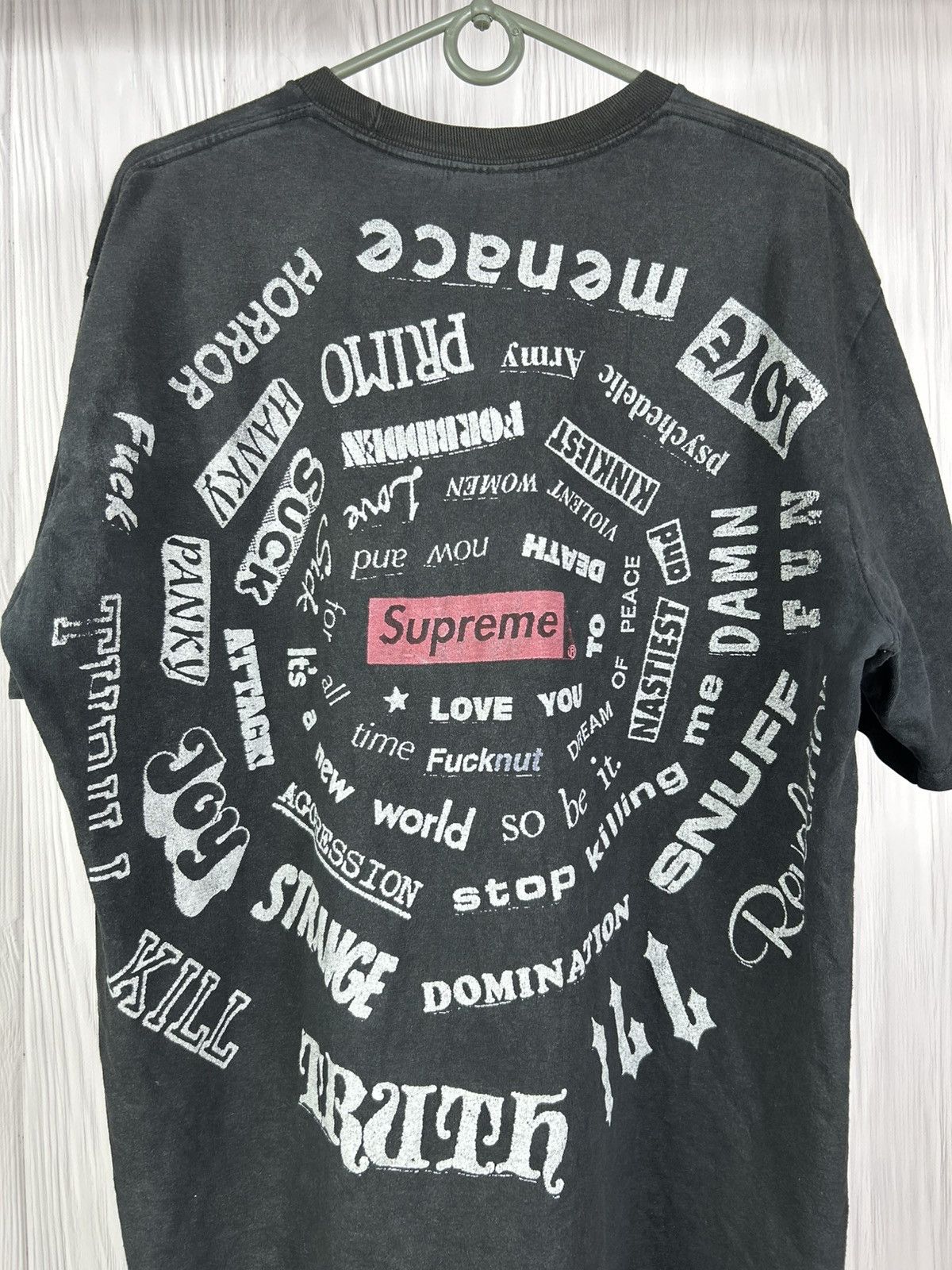Supreme Supreme Spiral Logo T-Shirt Size L Size US L / EU 52-54 / 3 - 6 Thumbnail
